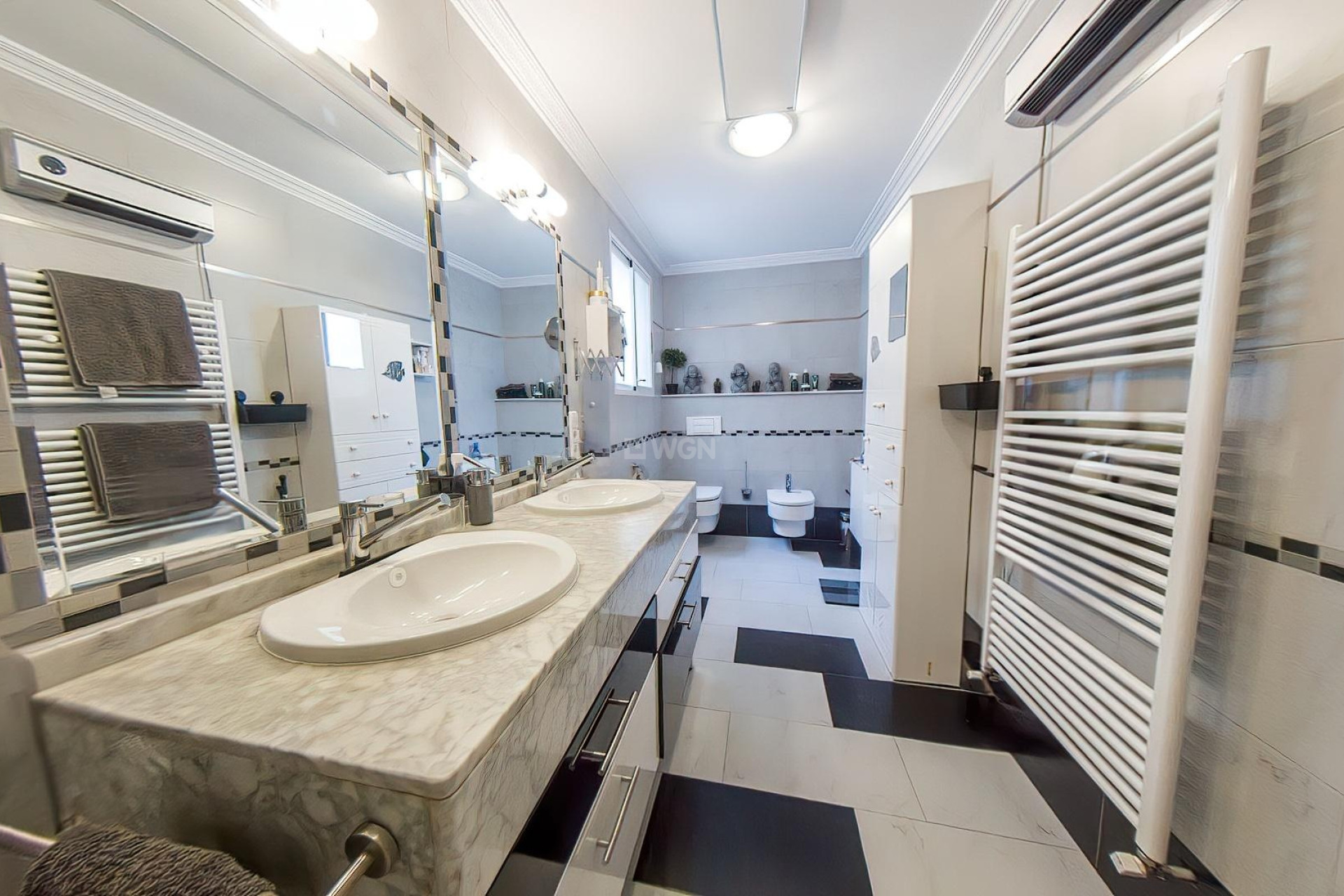 Odsprzedaż - Villa - Torrevieja - Costa Blanca