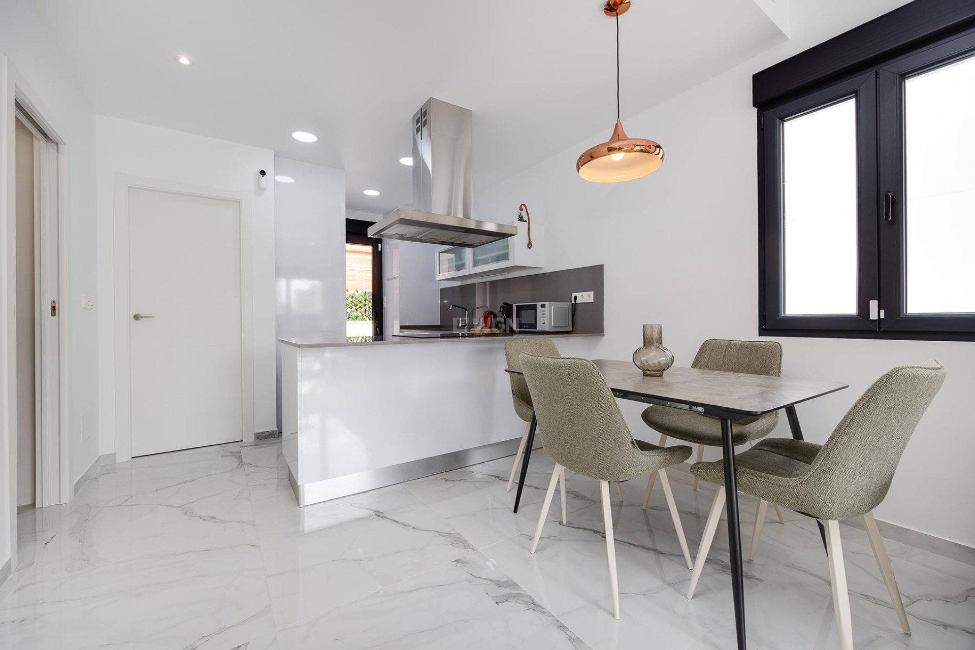 Odsprzedaż - Villa - Torrevieja - Costa Blanca