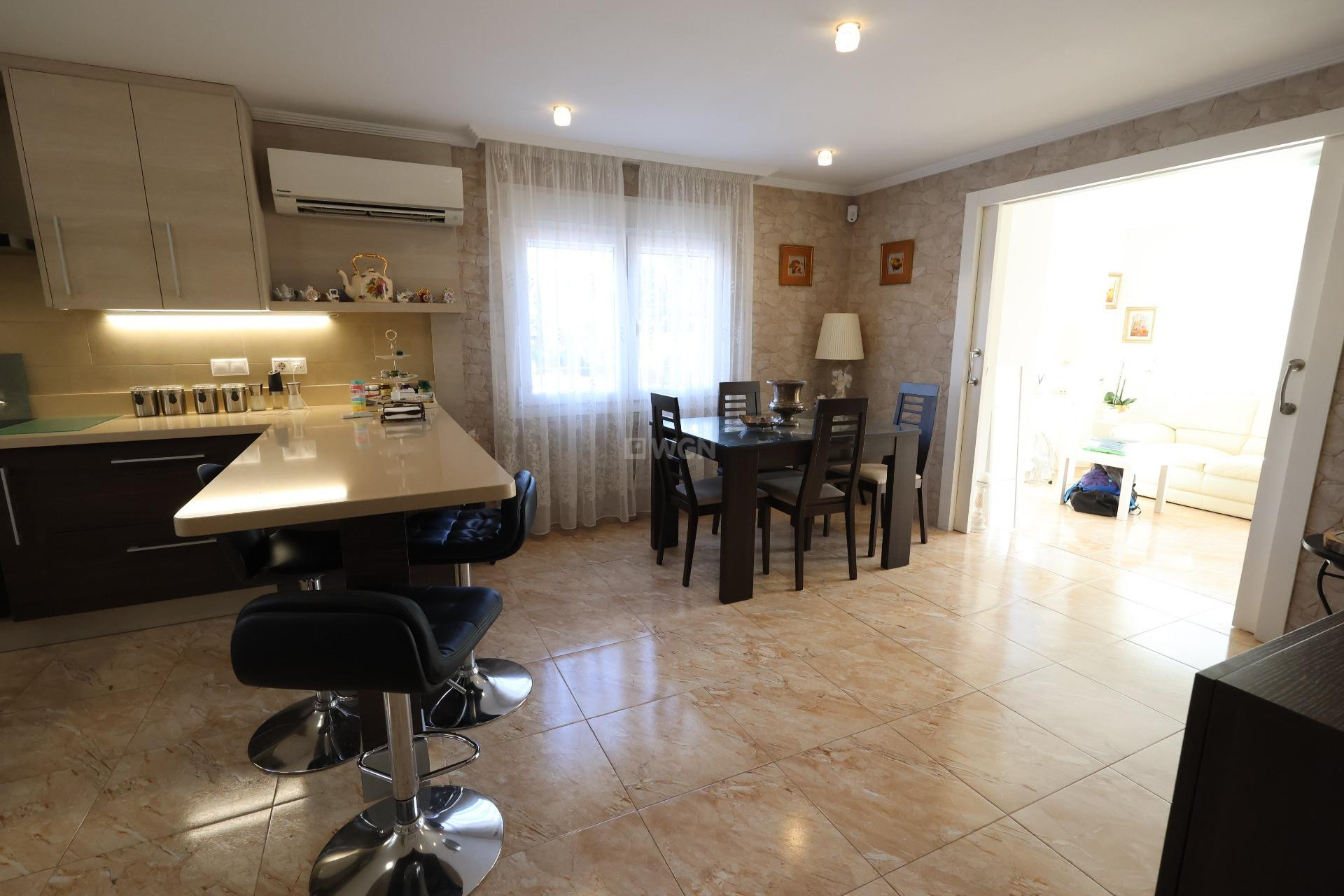 Odsprzedaż - Villa - Torrevieja - Costa Blanca