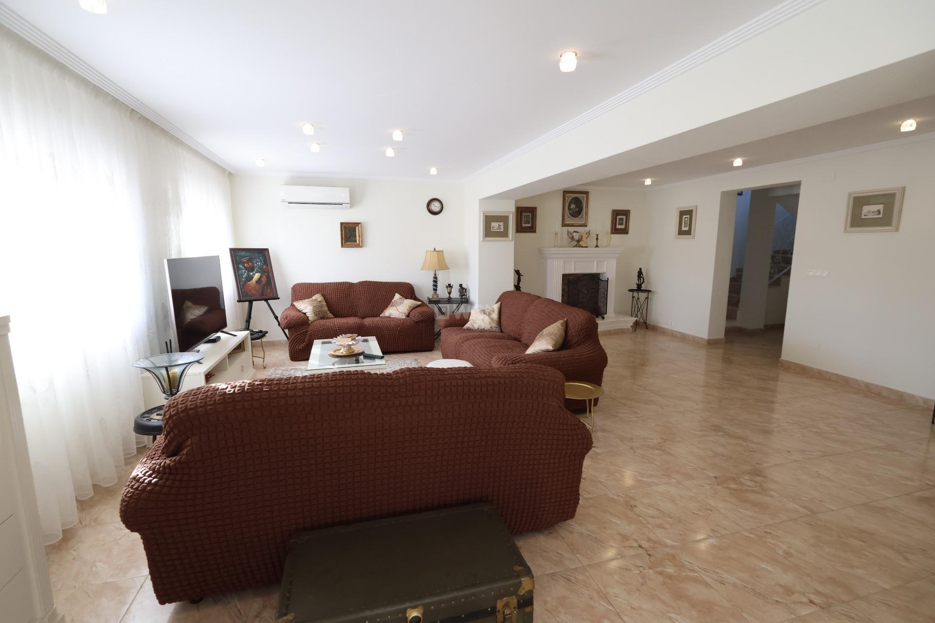 Odsprzedaż - Villa - Torrevieja - Costa Blanca