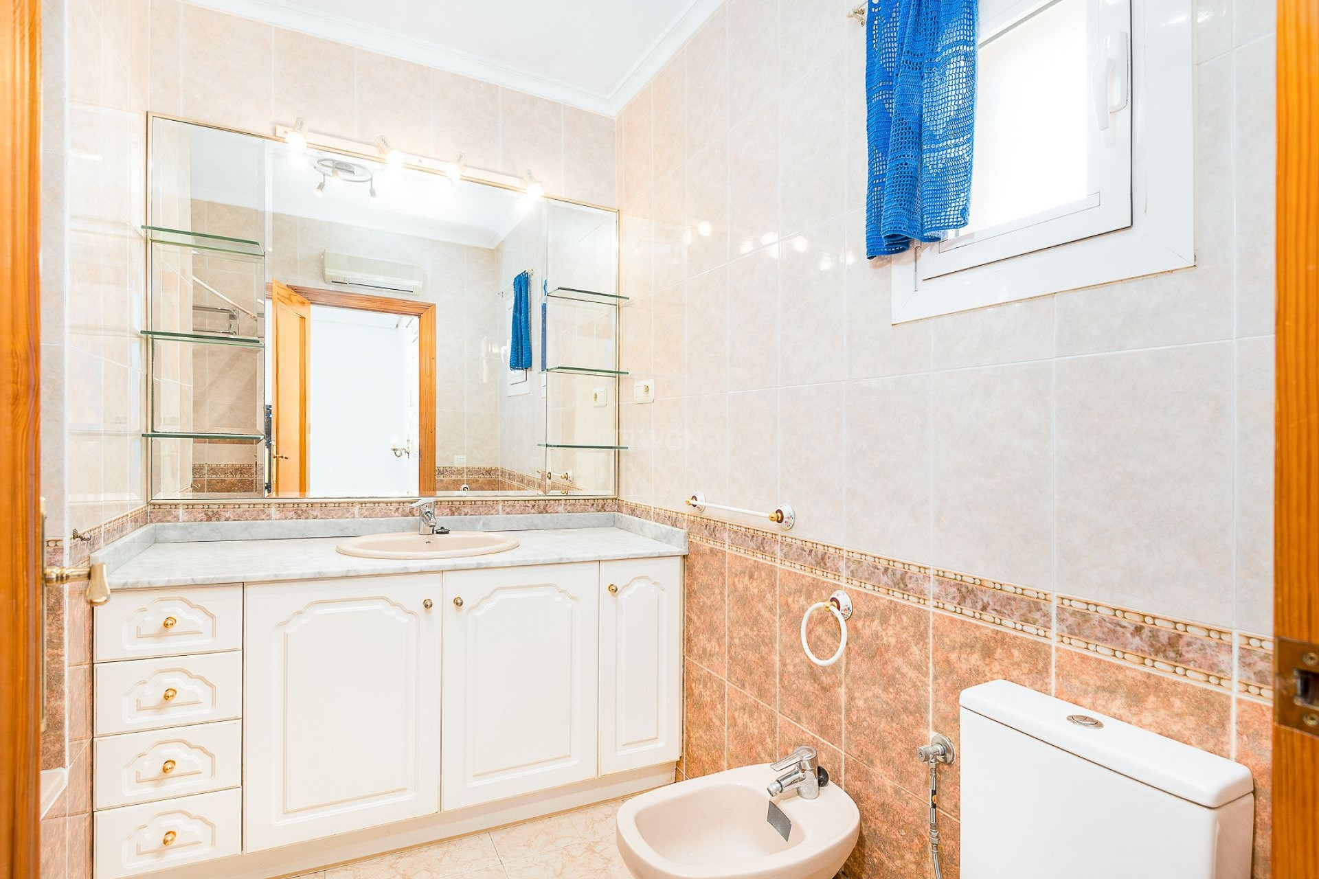 Odsprzedaż - Villa - Torrevieja - Costa Blanca