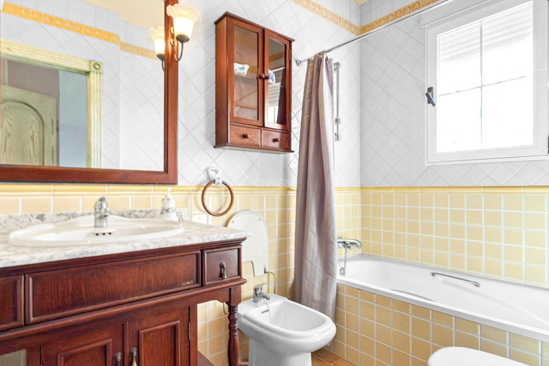 Odsprzedaż - Villa - Torrevieja - Costa Blanca