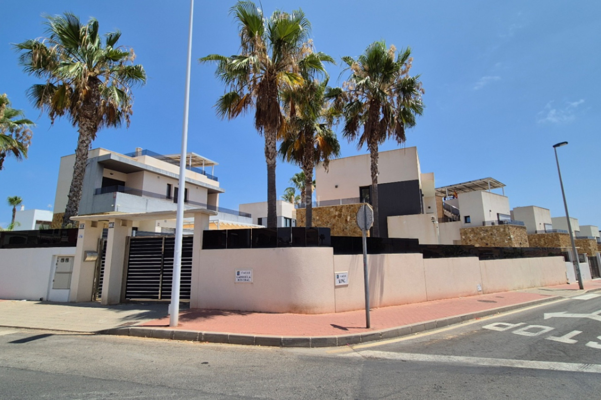 Odsprzedaż - Villa - Torrevieja - Costa Blanca
