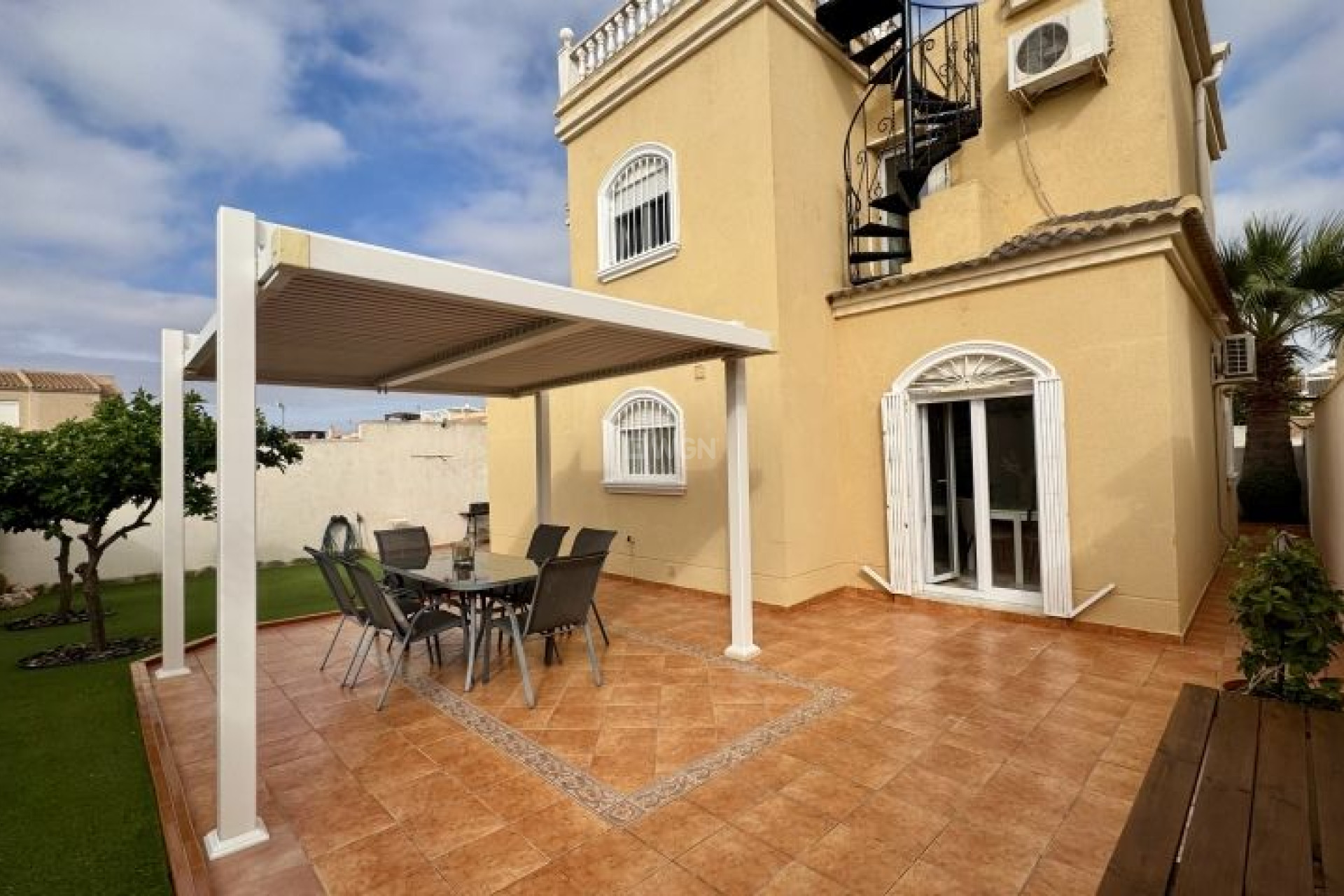 Odsprzedaż - Villa - Torrevieja - Costa Blanca