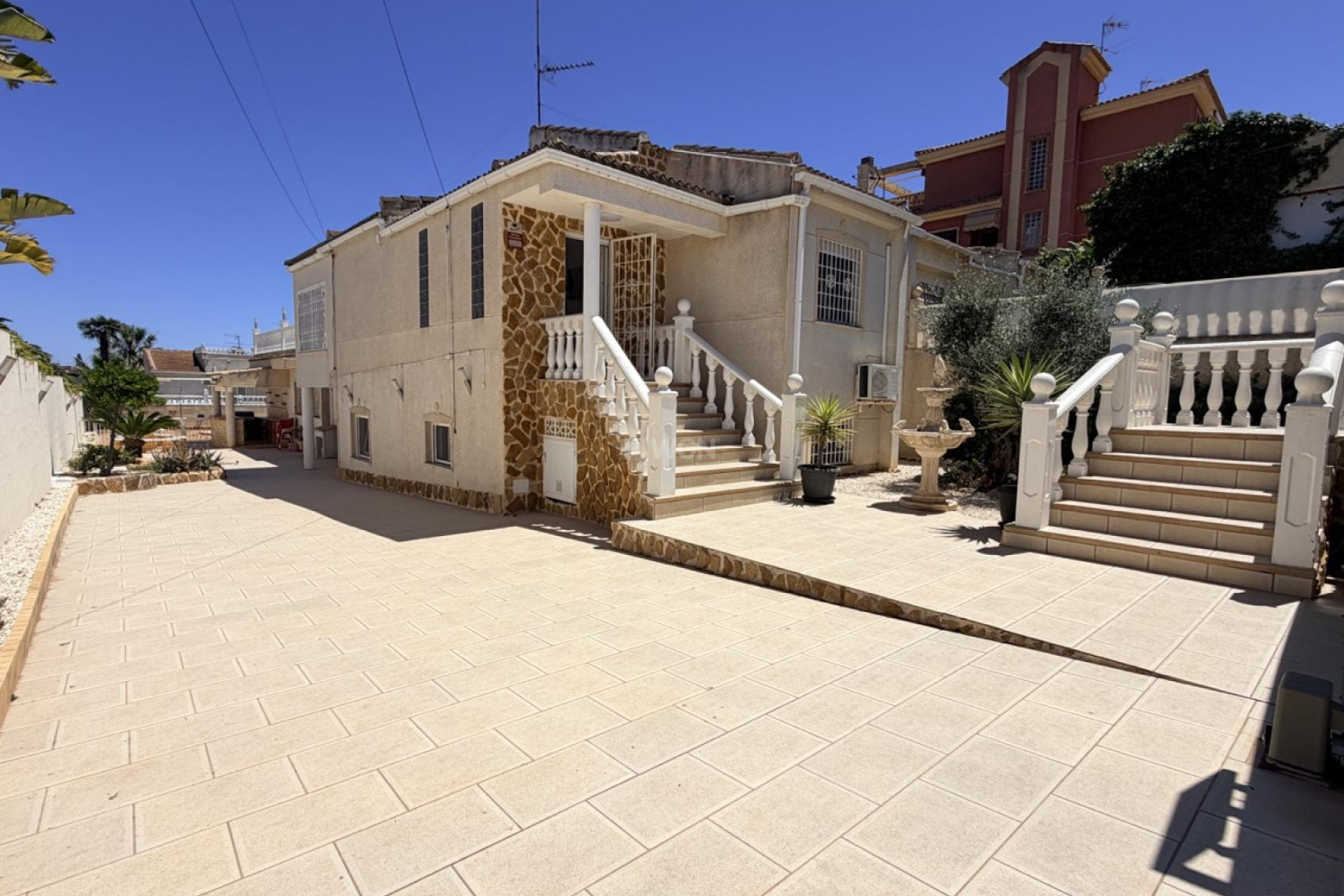 Odsprzedaż - Villa - Torrevieja - Costa Blanca