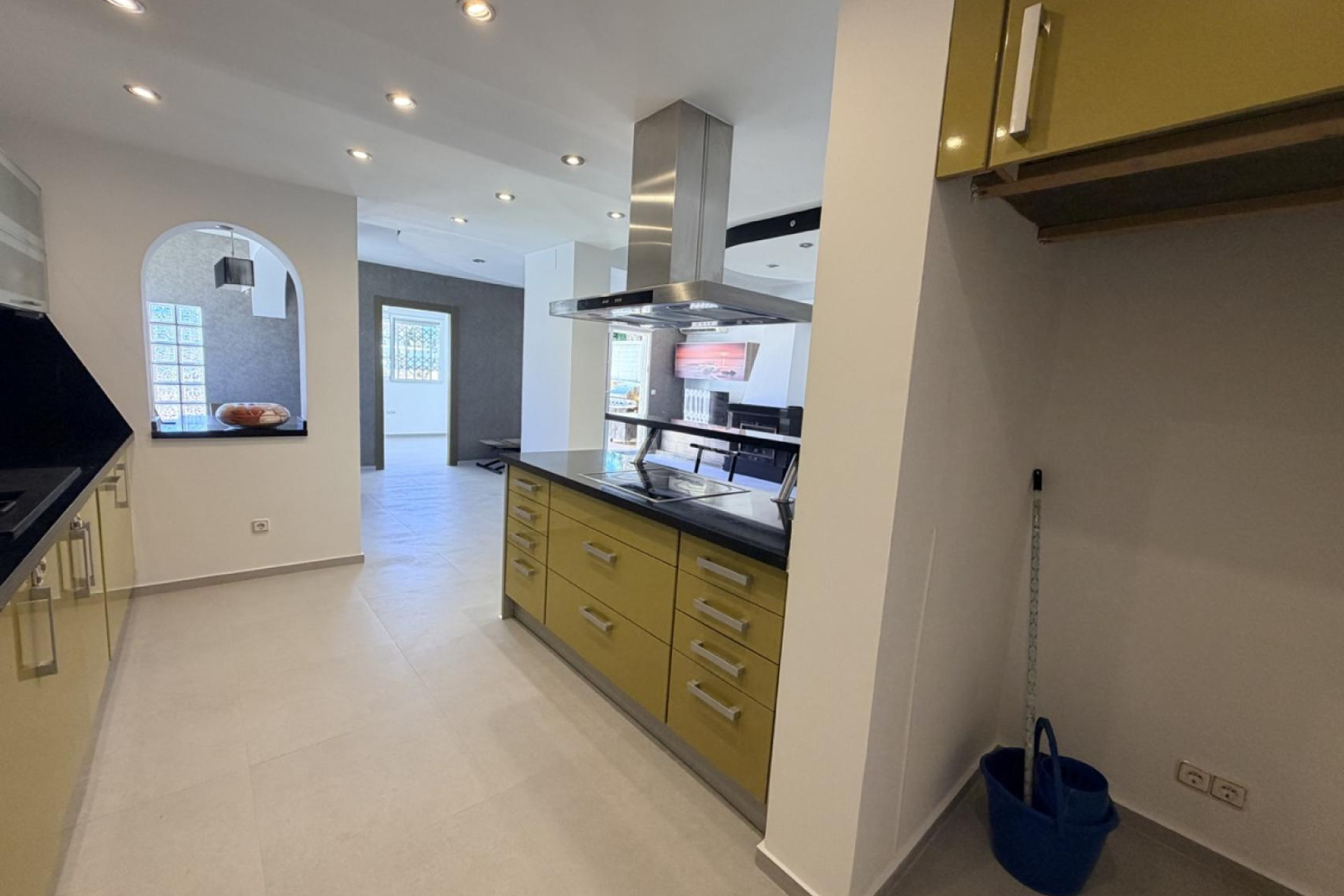 Odsprzedaż - Villa - Torrevieja - Costa Blanca