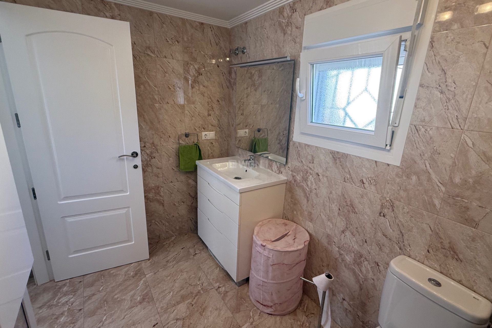 Odsprzedaż - Villa - Torrevieja - Costa Blanca