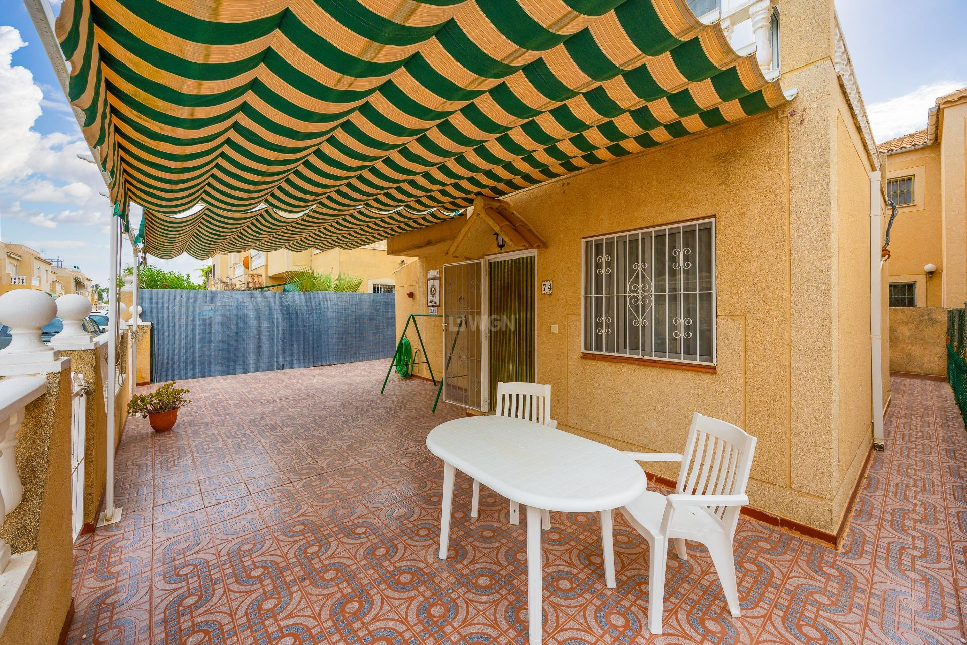 Odsprzedaż - Villa - Torrevieja - El Limonar