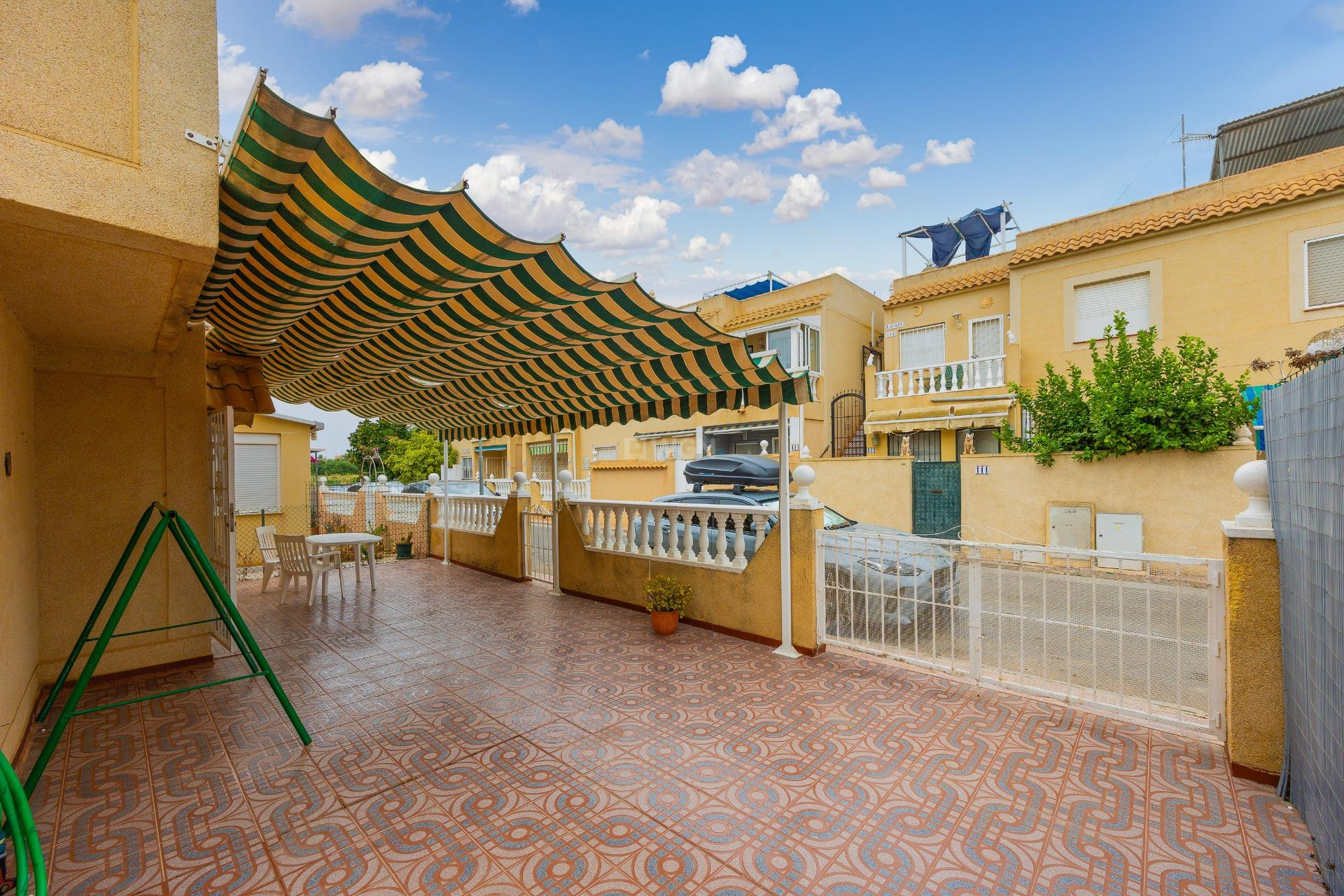 Odsprzedaż - Villa - Torrevieja - El Limonar