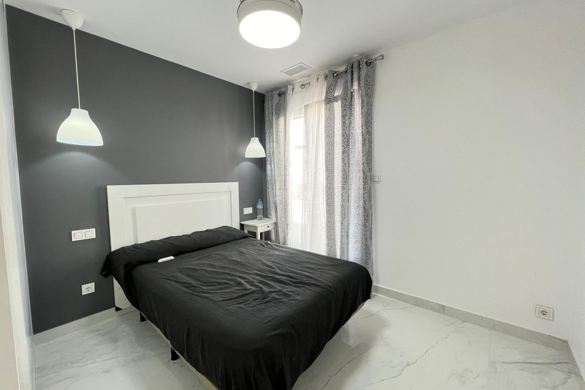 Odsprzedaż - Villa - Torrevieja - La Mata