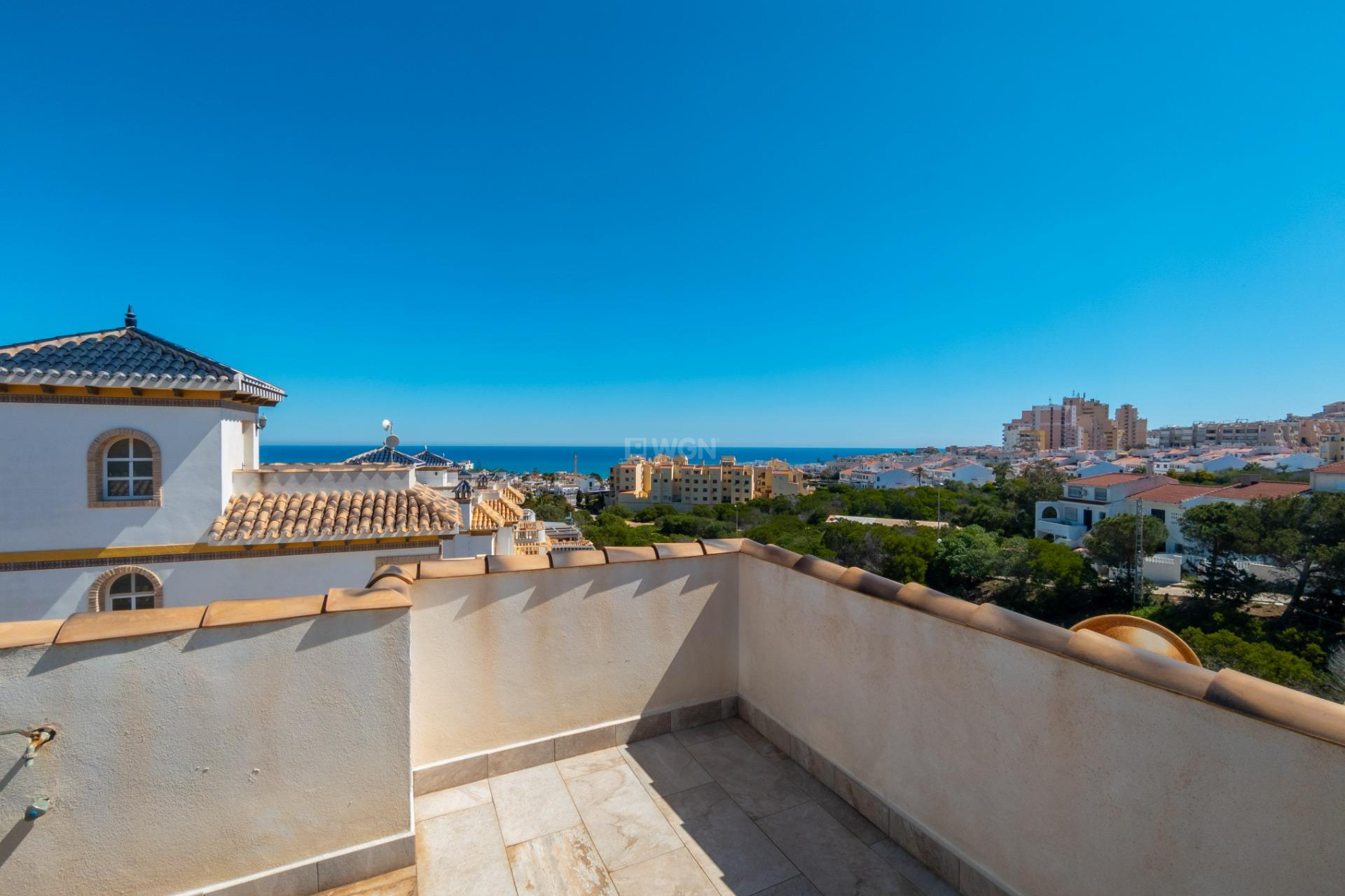 Odsprzedaż - Villa - Torrevieja - La Mata