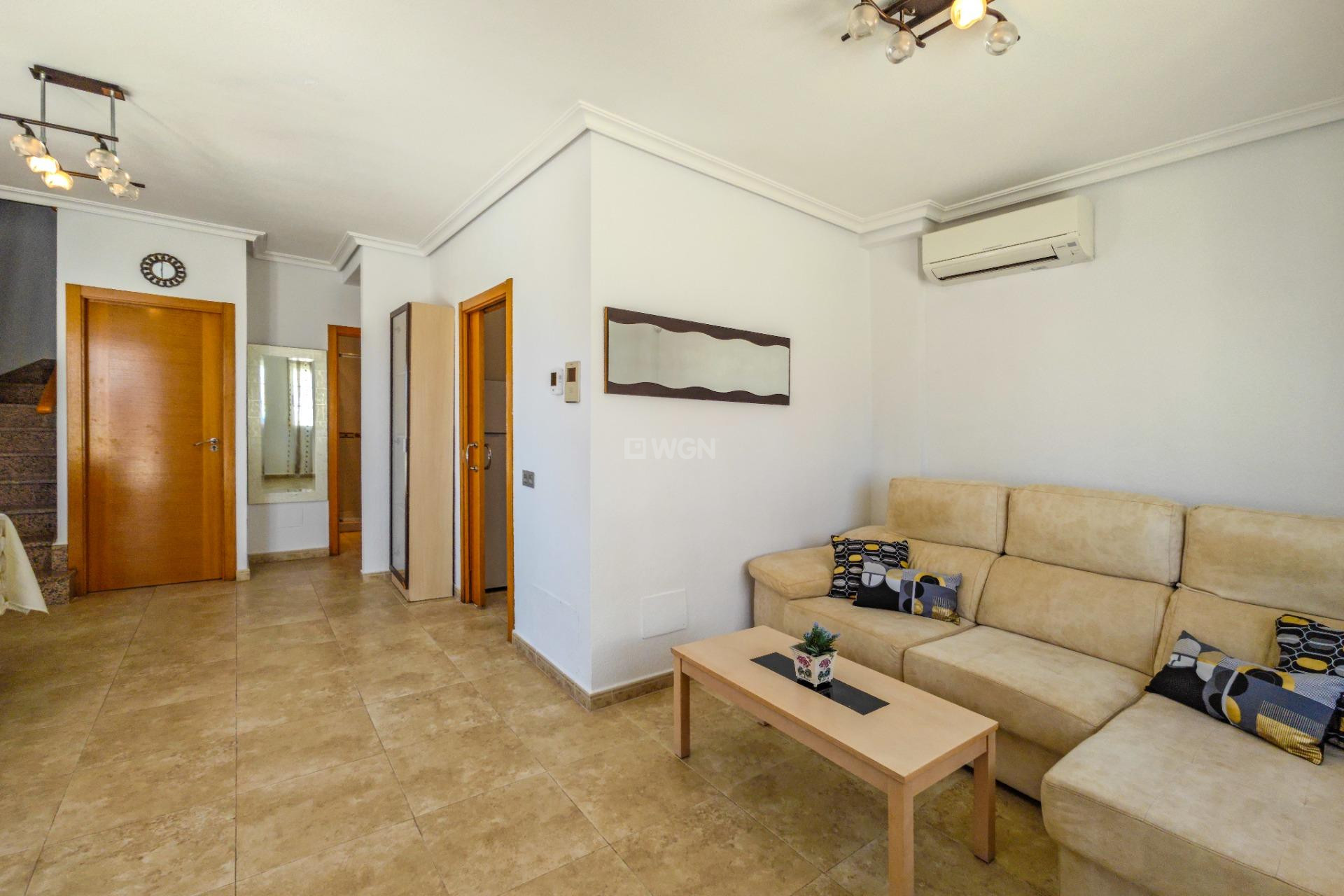 Odsprzedaż - Villa - Torrevieja - La Mata
