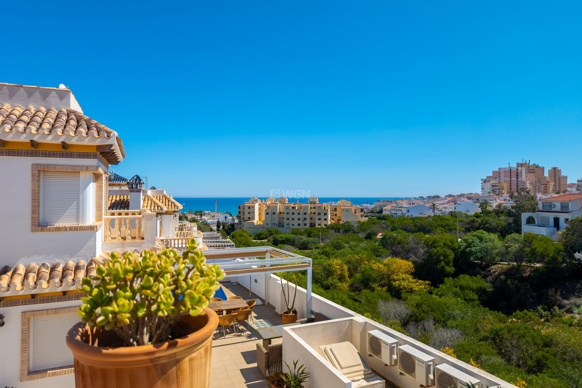 Odsprzedaż - Villa - Torrevieja - La Mata