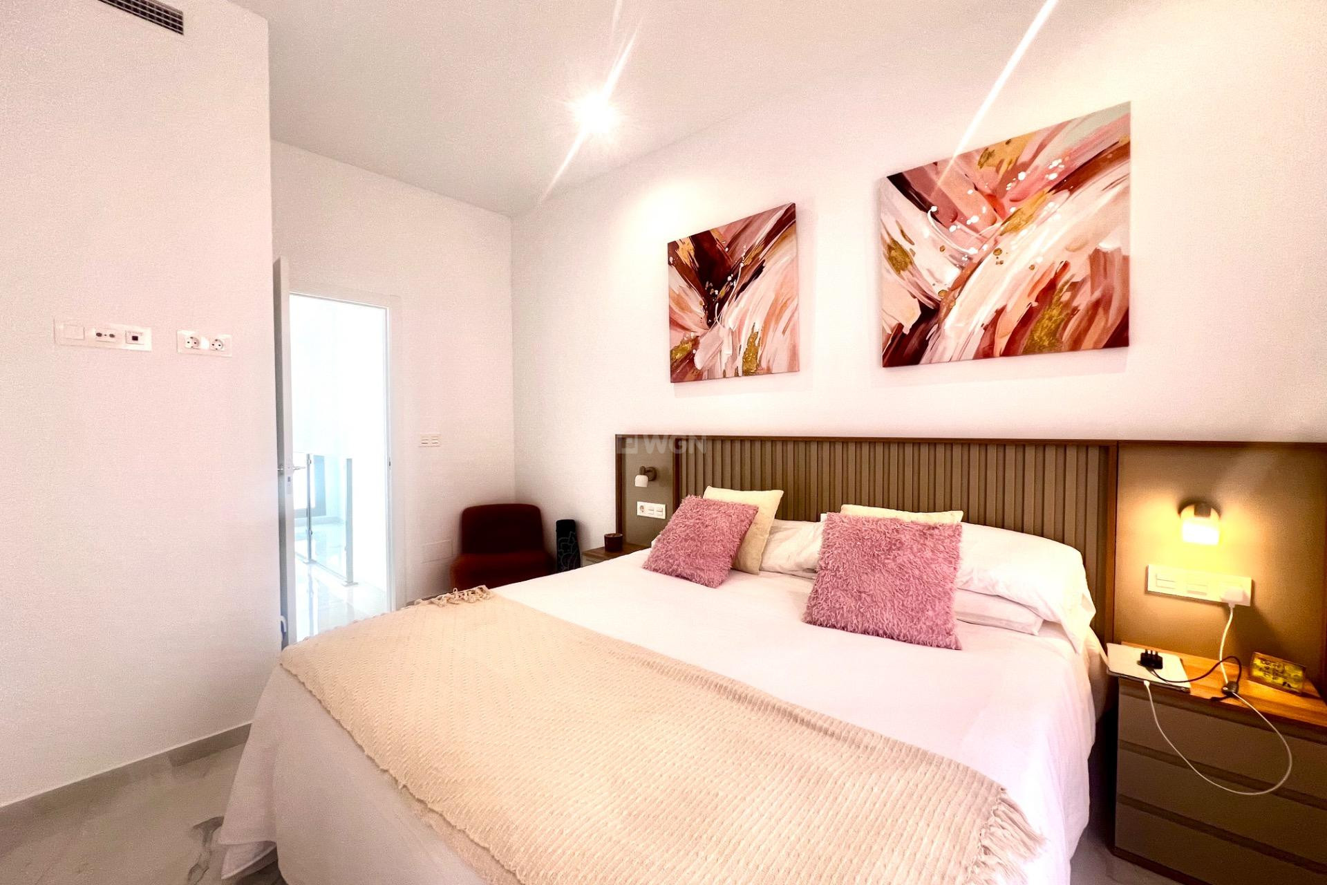 Odsprzedaż - Villa - Torrevieja - La Siesta - El Salado - Torreta