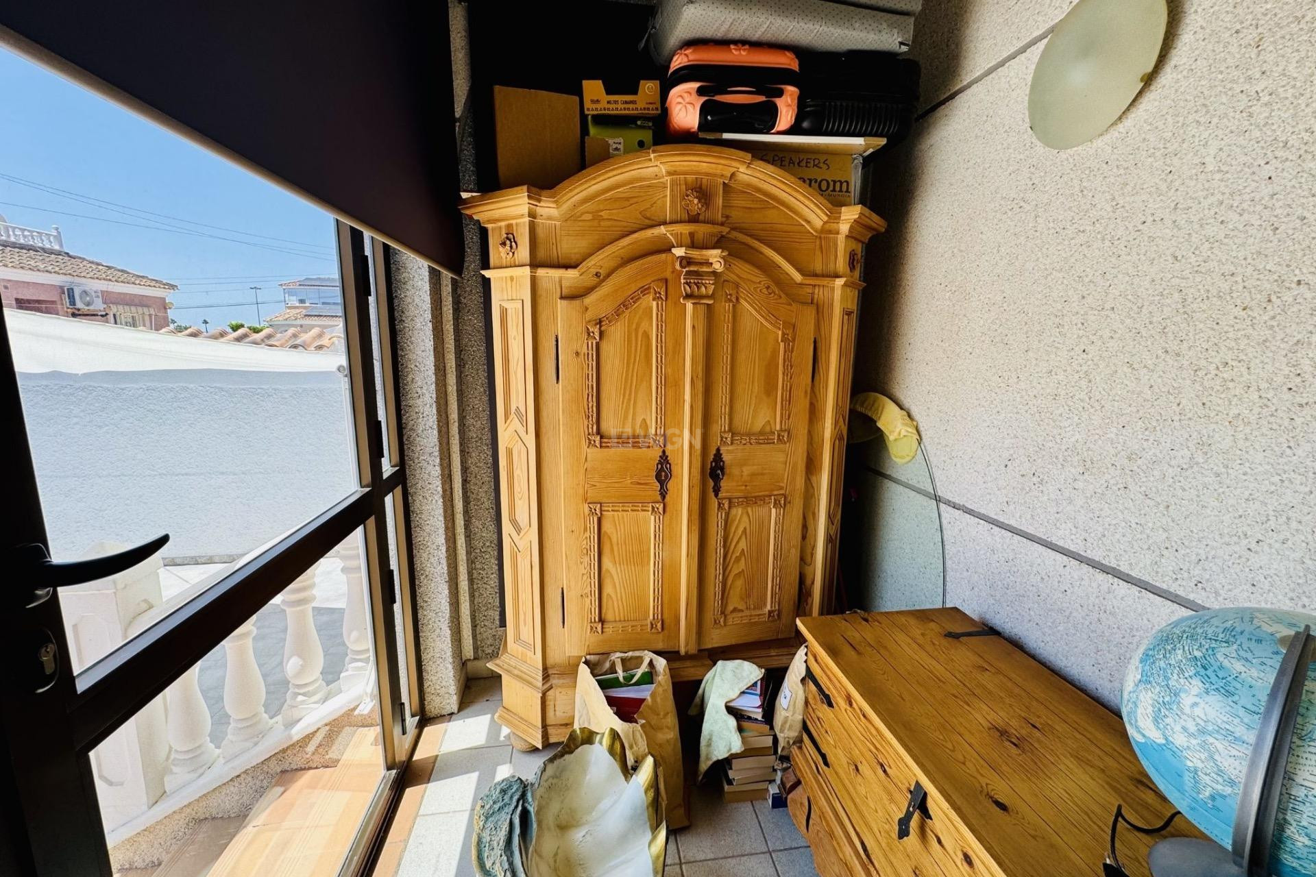 Odsprzedaż - Villa - Torrevieja - La Siesta - El Salado - Torreta