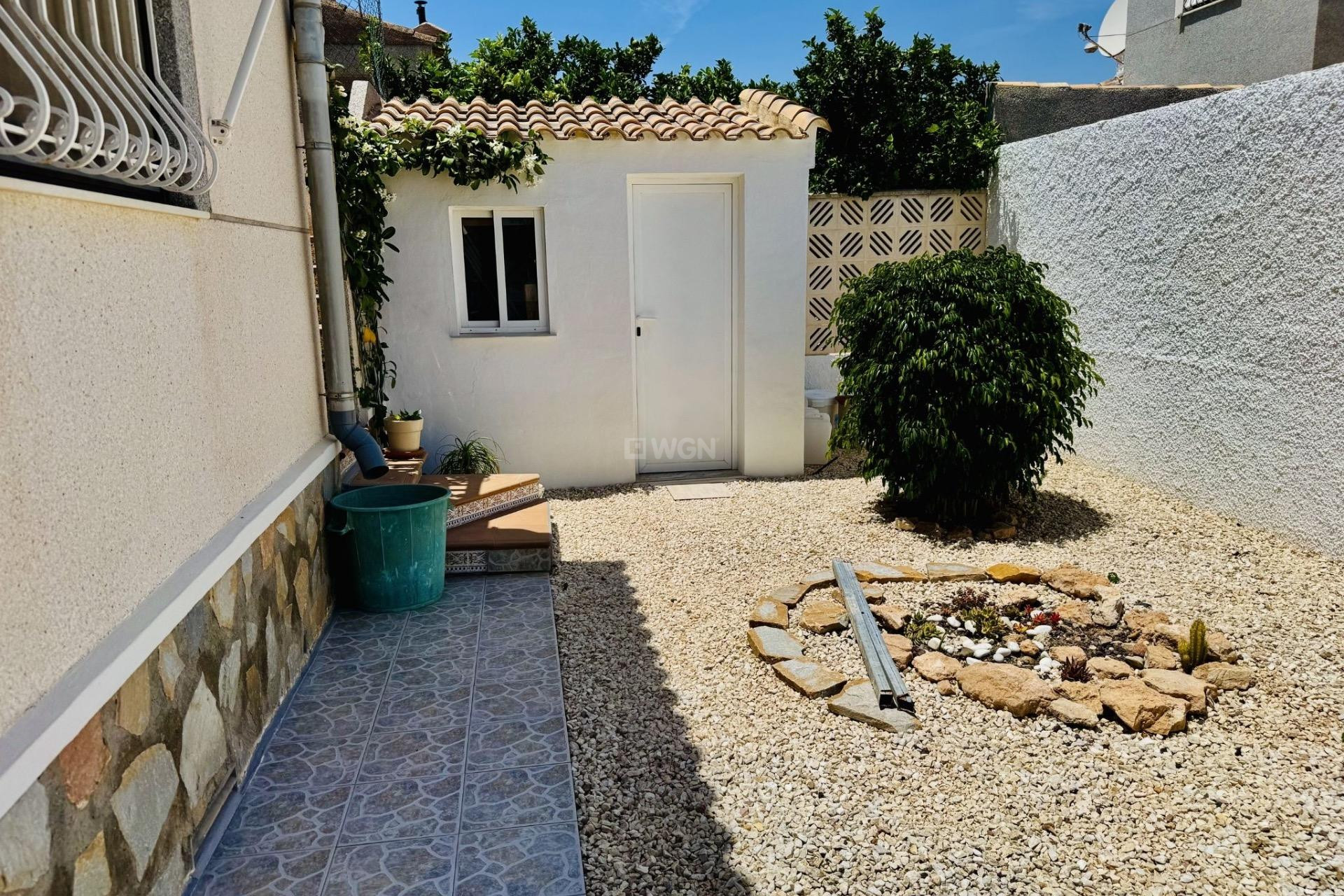 Odsprzedaż - Villa - Torrevieja - La Siesta - El Salado - Torreta