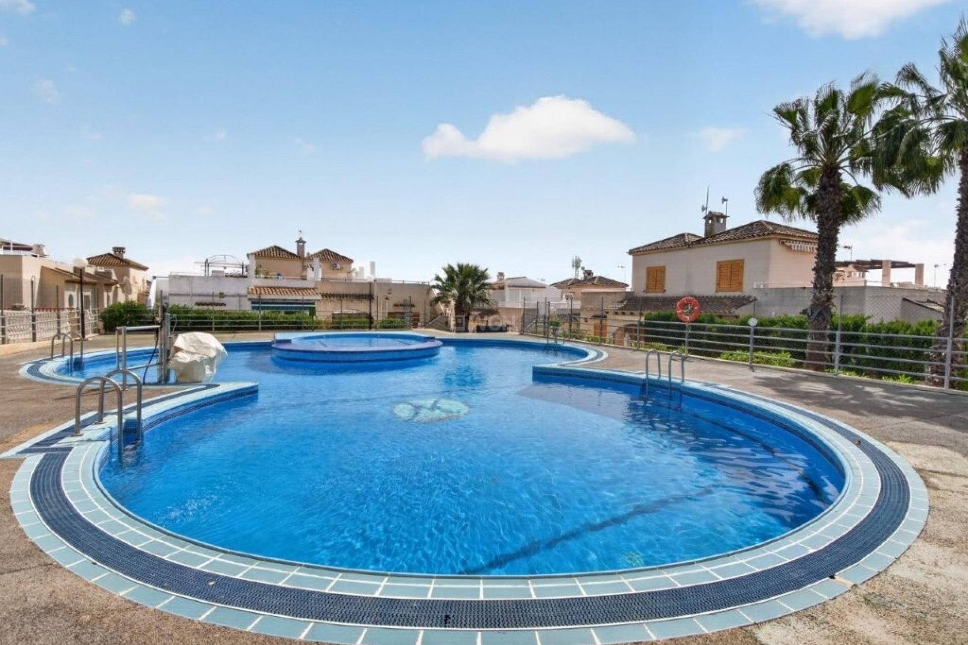Odsprzedaż - Villa - Torrevieja - Los Altos