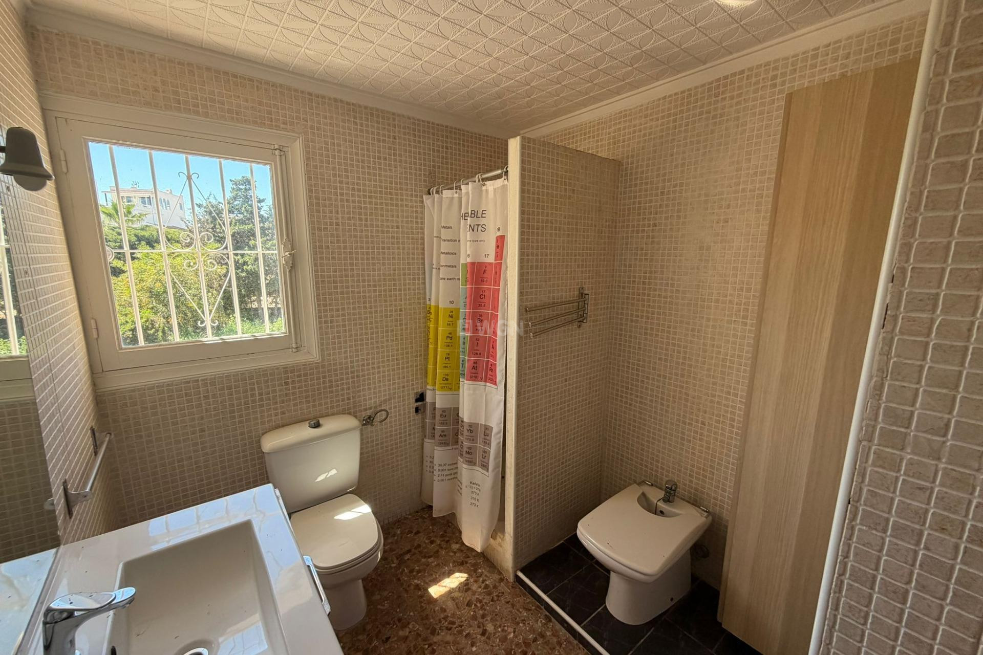 Odsprzedaż - Villa - Torrevieja - Los Balcones - Los Altos del Edén