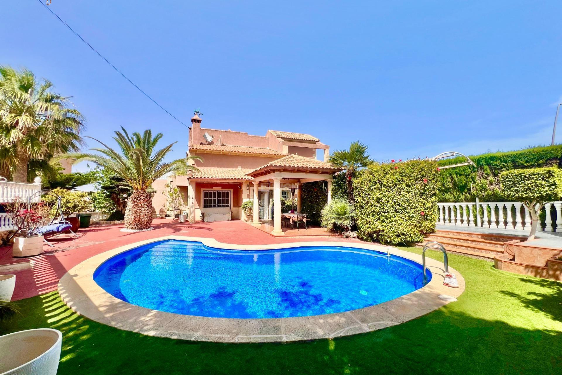 Odsprzedaż - Villa - Torrevieja - Los Balcones - Los Altos del Edén