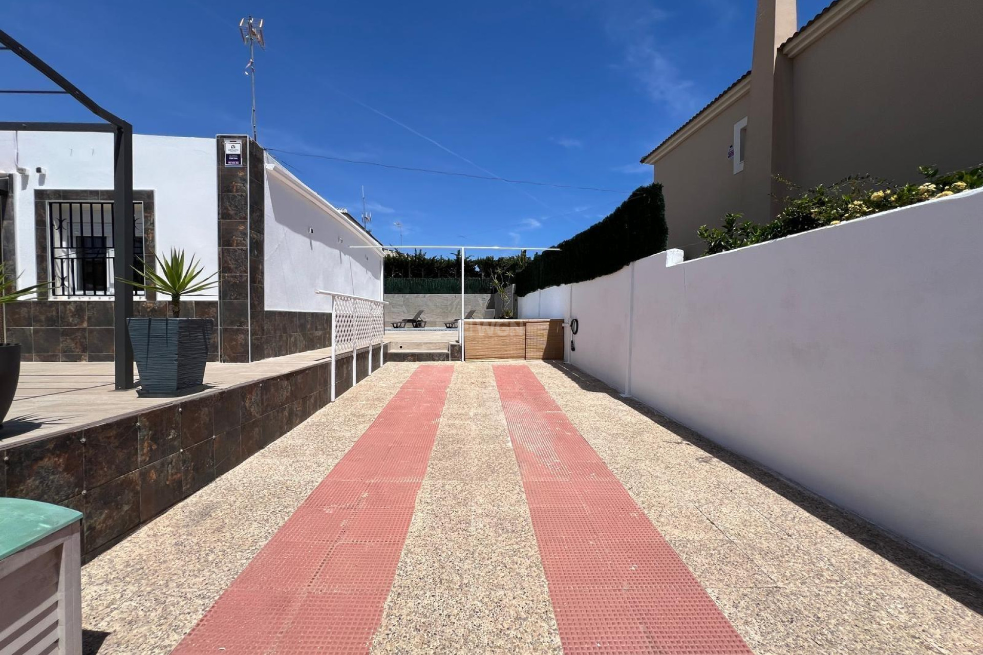 Odsprzedaż - Villa - Torrevieja - Los Balcones