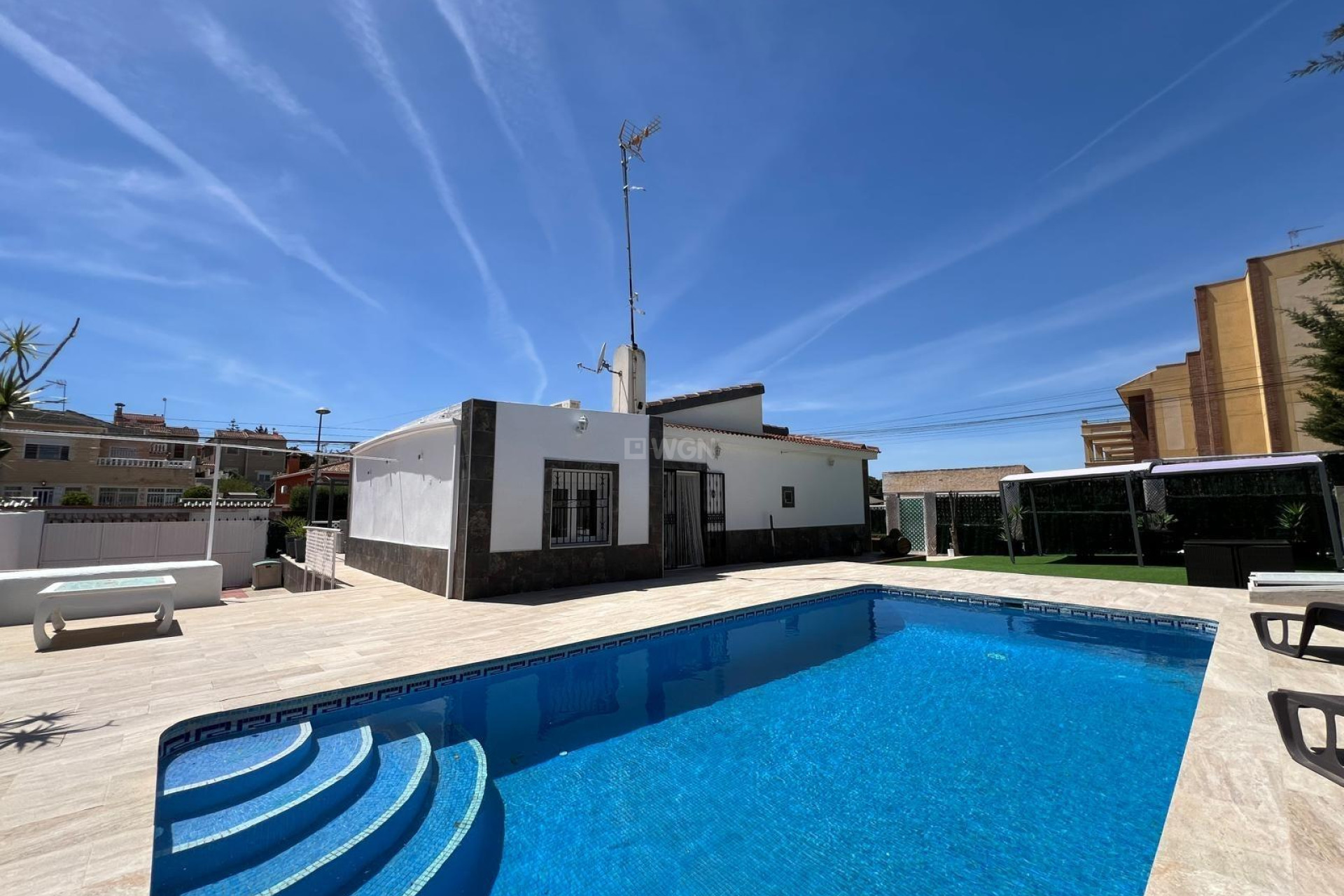 Odsprzedaż - Villa - Torrevieja - Los Balcones