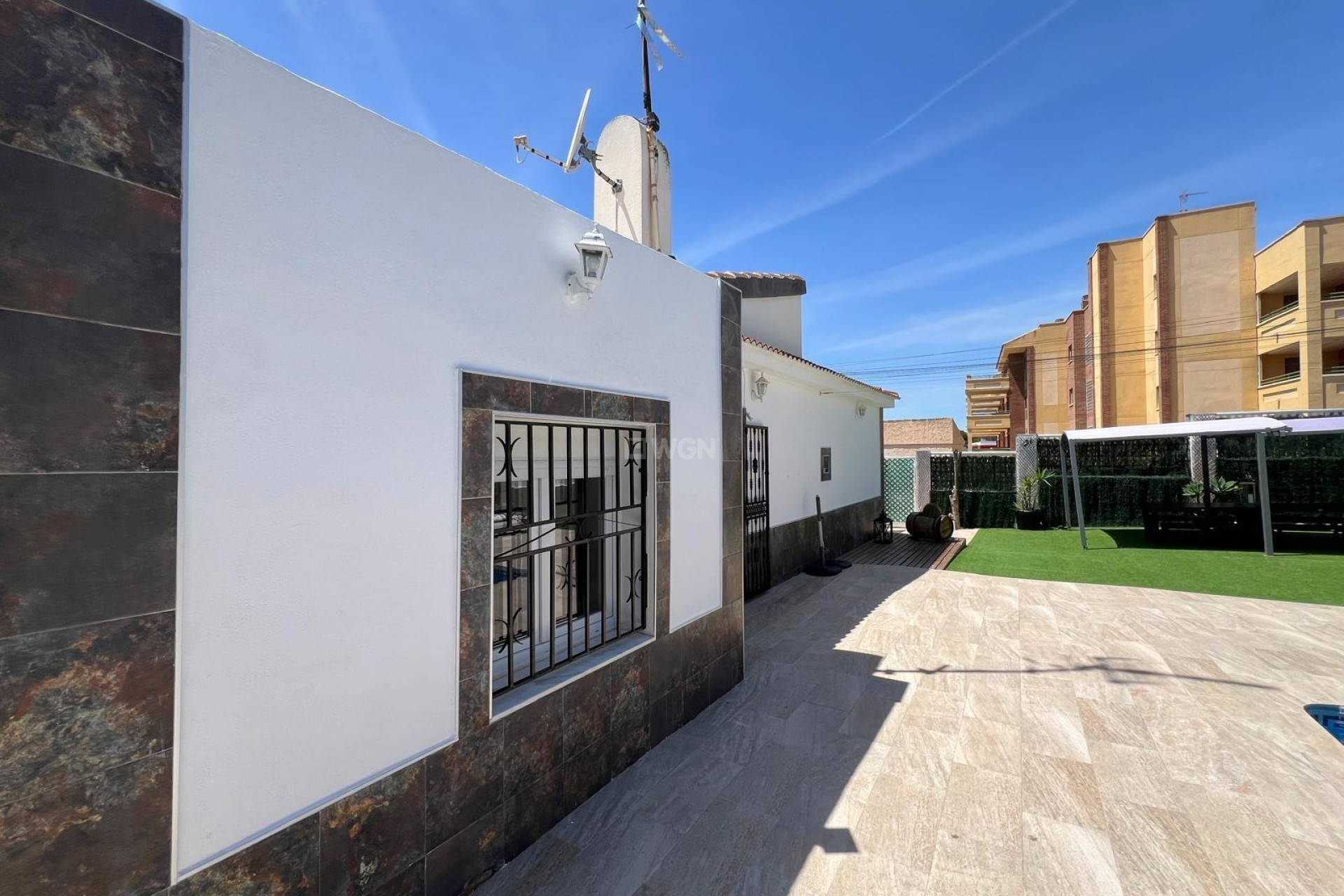 Odsprzedaż - Villa - Torrevieja - Los Balcones