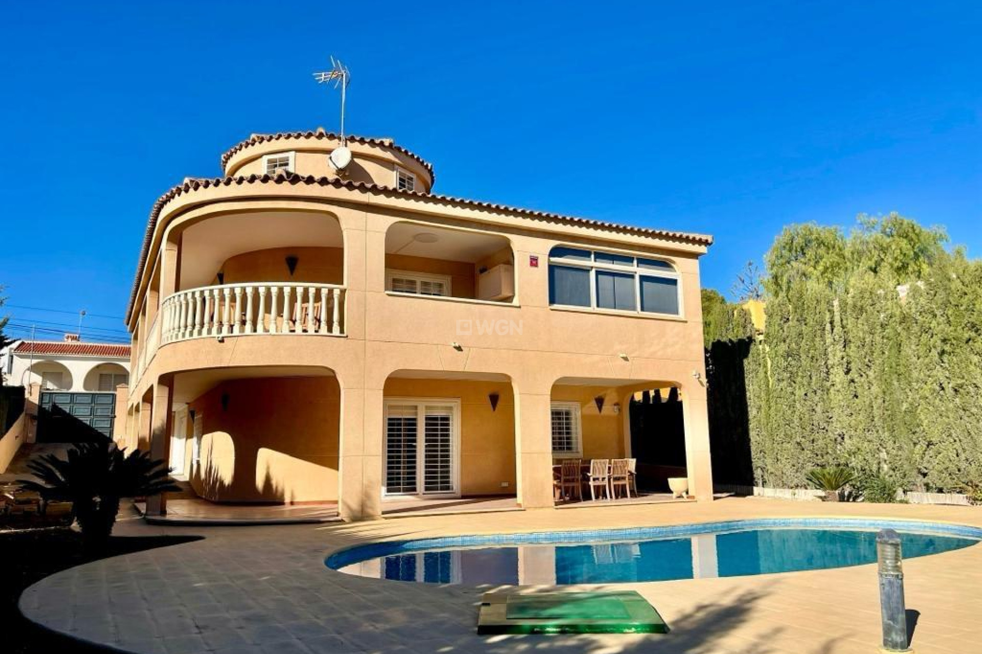 Odsprzedaż - Villa - Torrevieja - Los Balcones