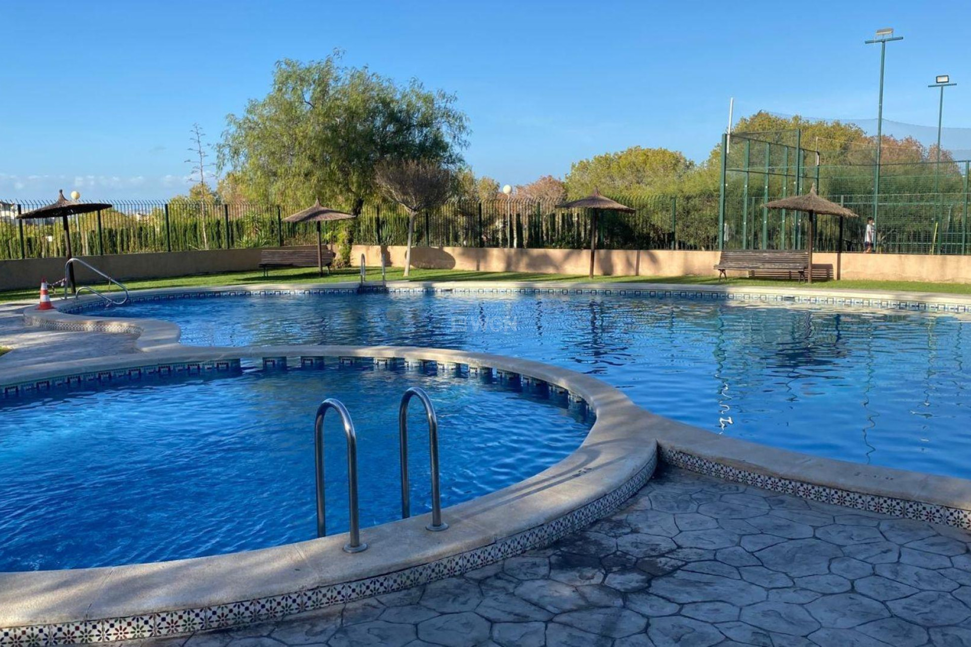 Odsprzedaż - Villa - Torrevieja - Los Balcones