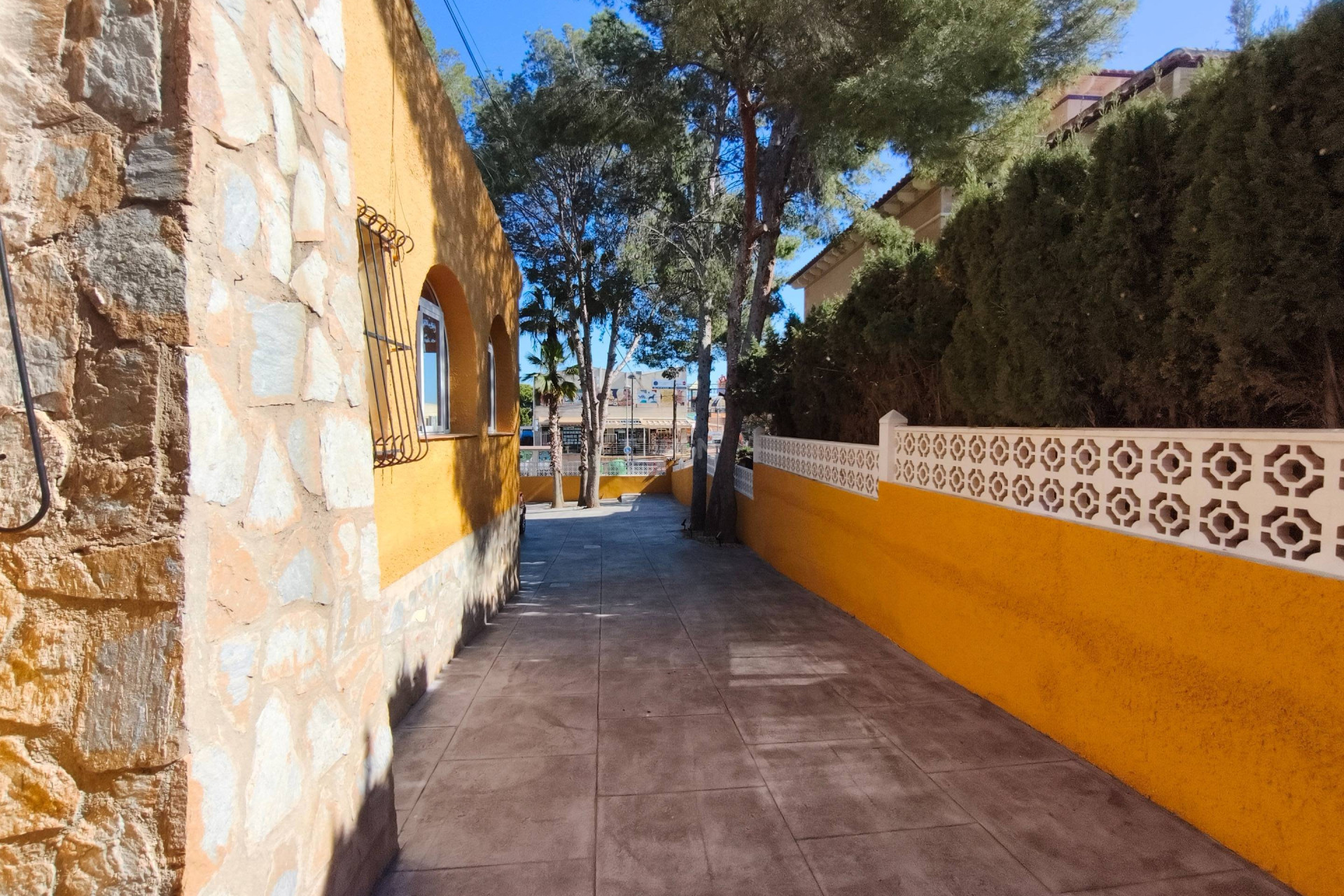 Odsprzedaż - Villa - Torrevieja - Los Balcones