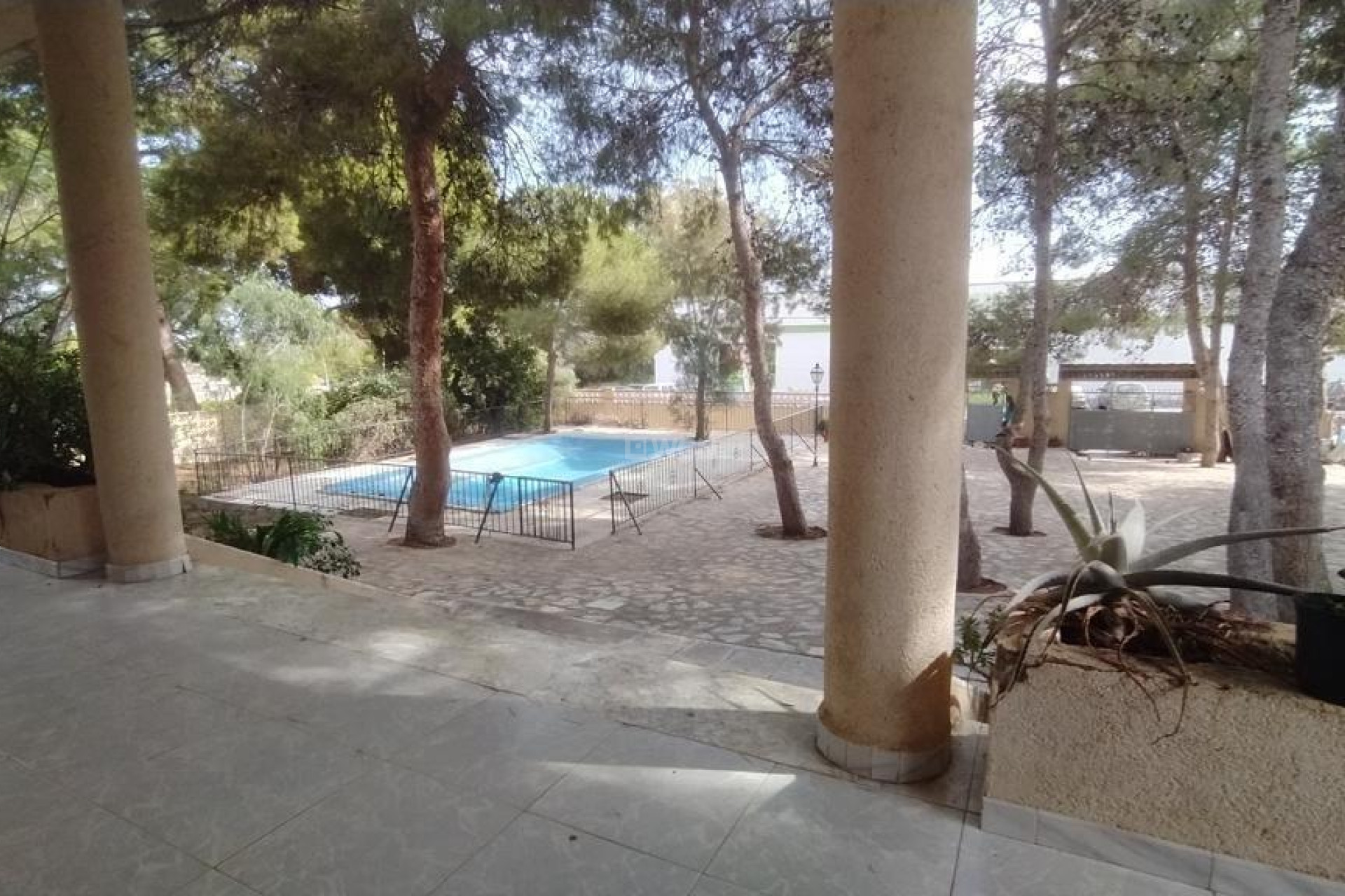 Odsprzedaż - Villa - Torrevieja - Los Balcones