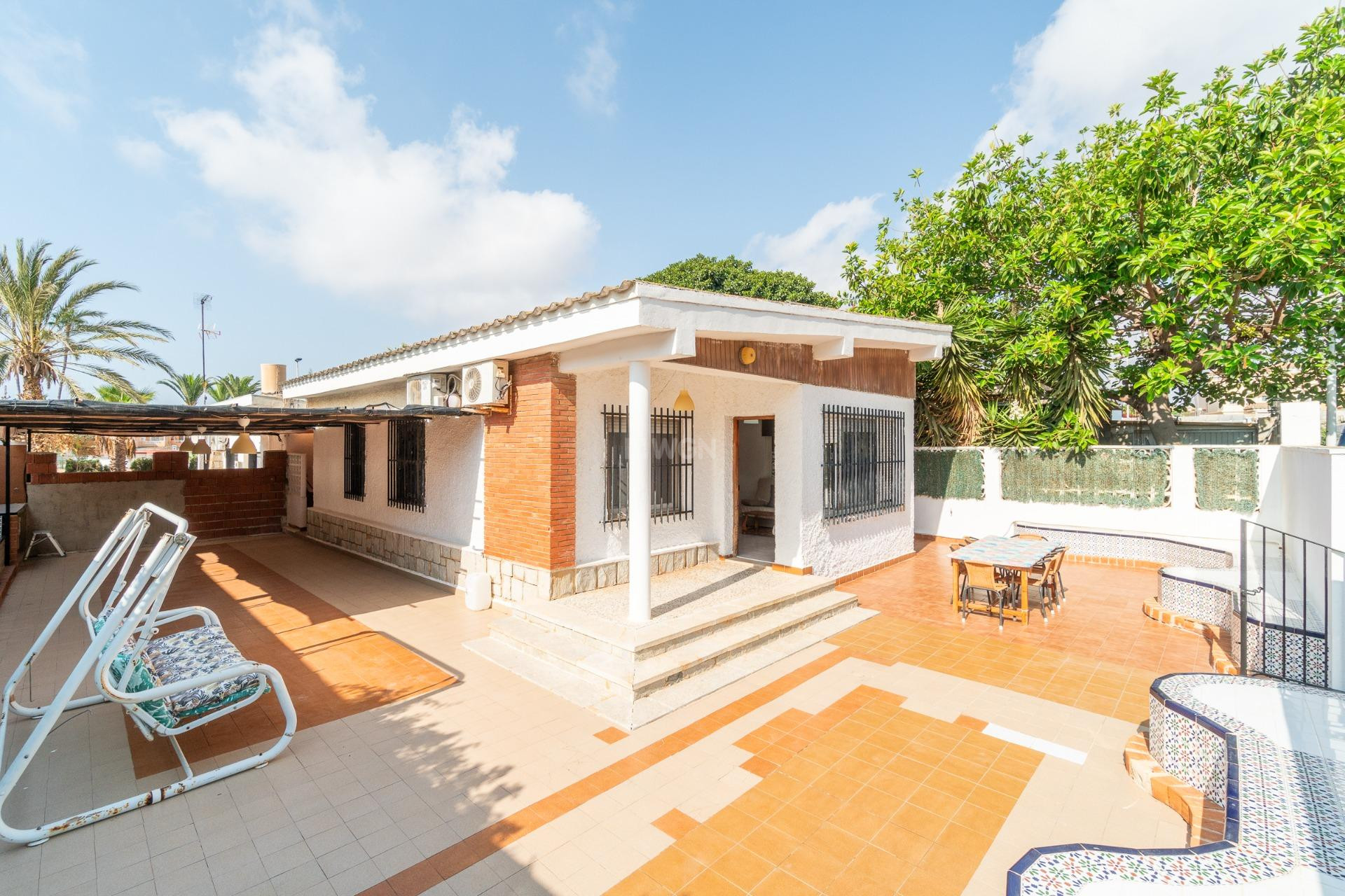 Odsprzedaż - Villa - Torrevieja - Los Frutales