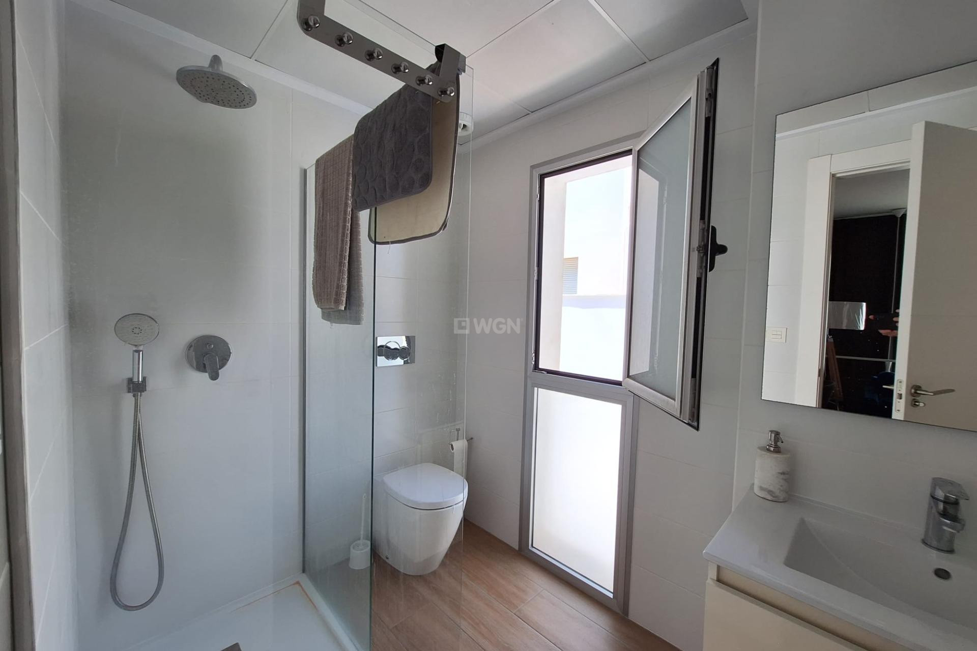 Odsprzedaż - Villa - Torrevieja - Los Frutales