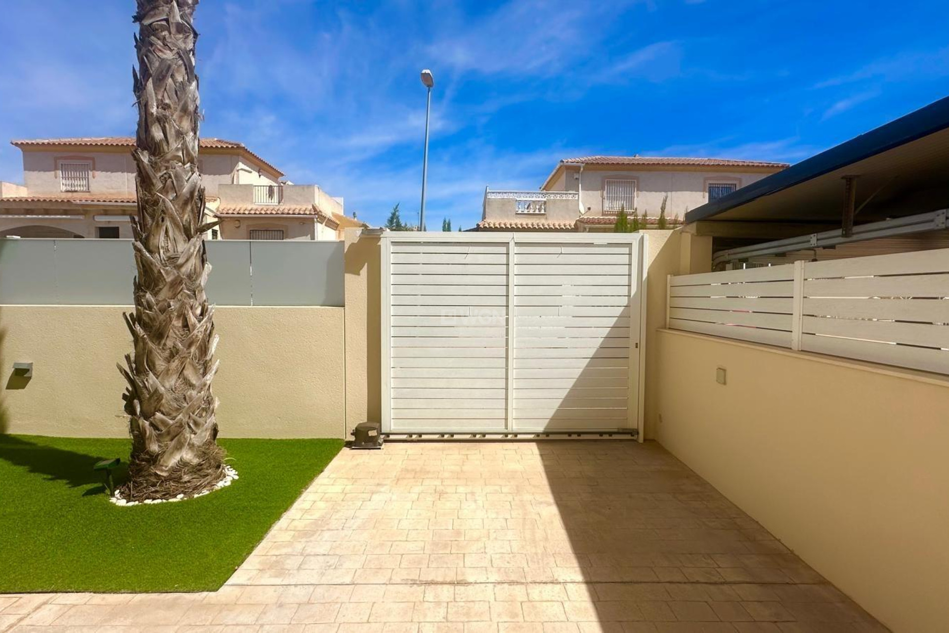 Odsprzedaż - Villa - Torrevieja - Miramar - Torre Del Moro