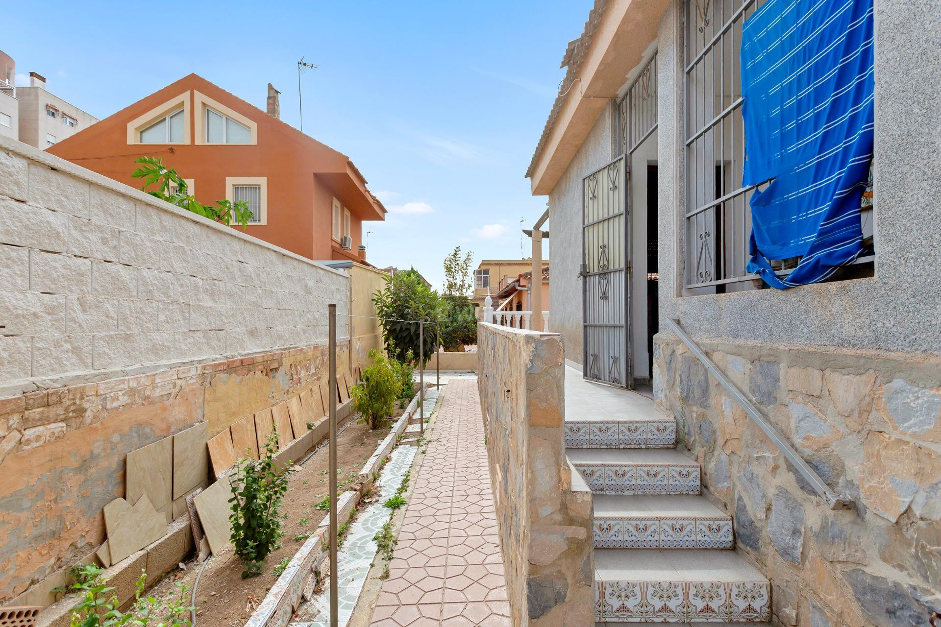 Odsprzedaż - Villa - Torrevieja - Nueva Torrevieja