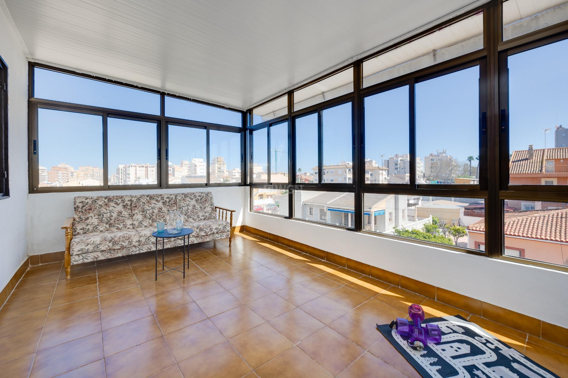 Odsprzedaż - Villa - Torrevieja - Nueva Torrevieja