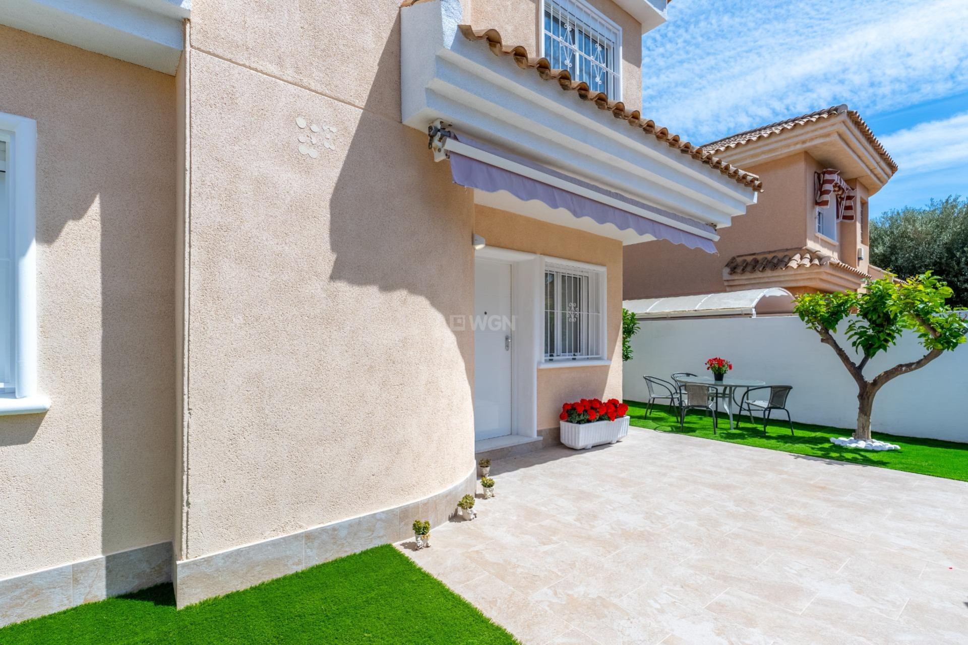 Odsprzedaż - Villa - Torrevieja - Punta Prima