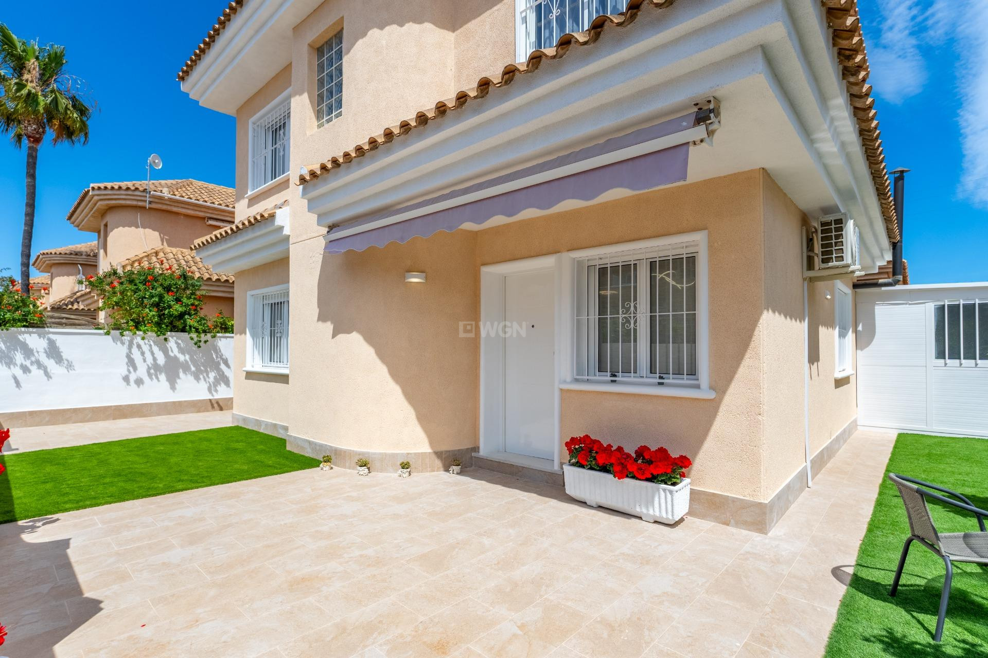 Odsprzedaż - Villa - Torrevieja - Punta Prima