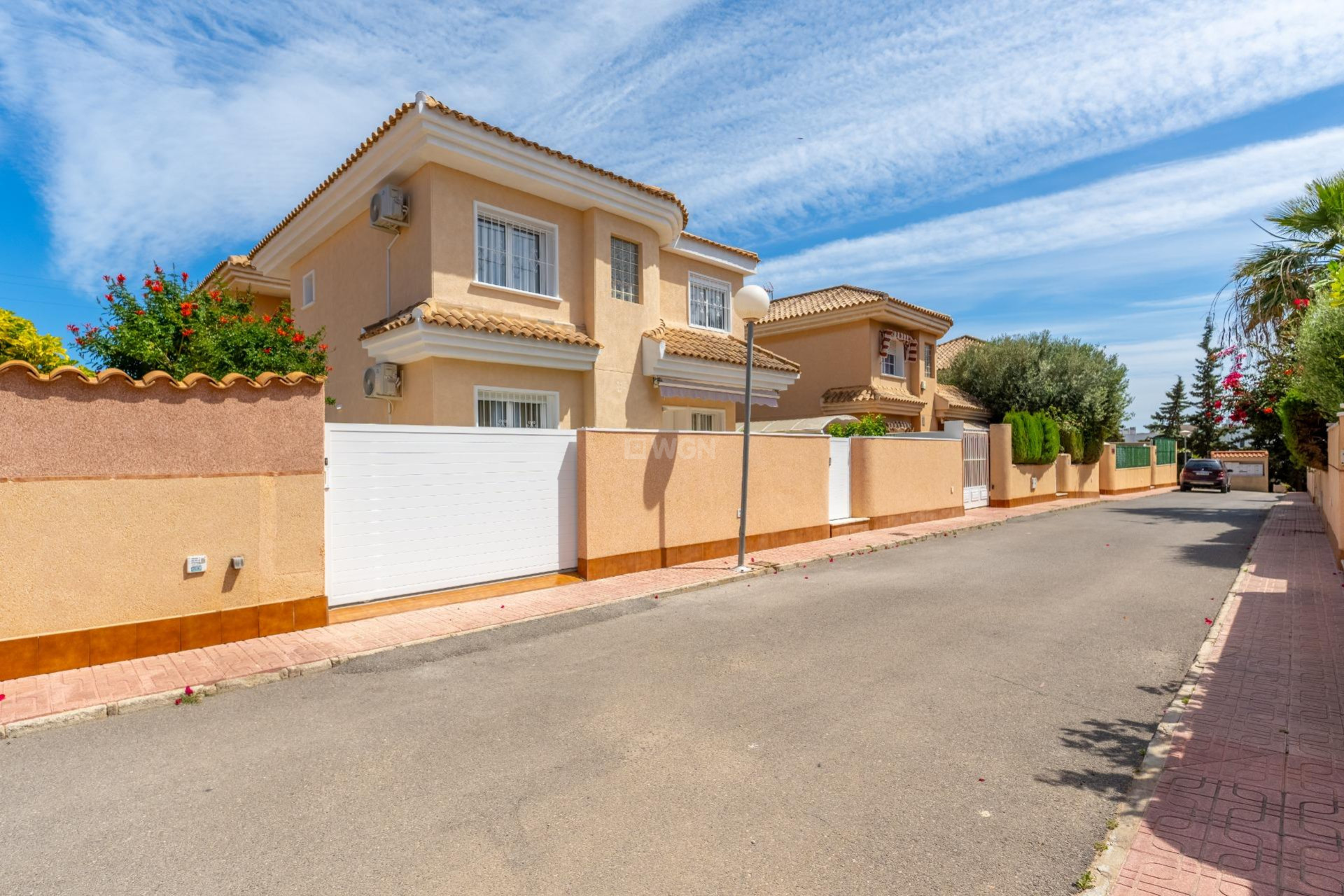 Odsprzedaż - Villa - Torrevieja - Punta Prima