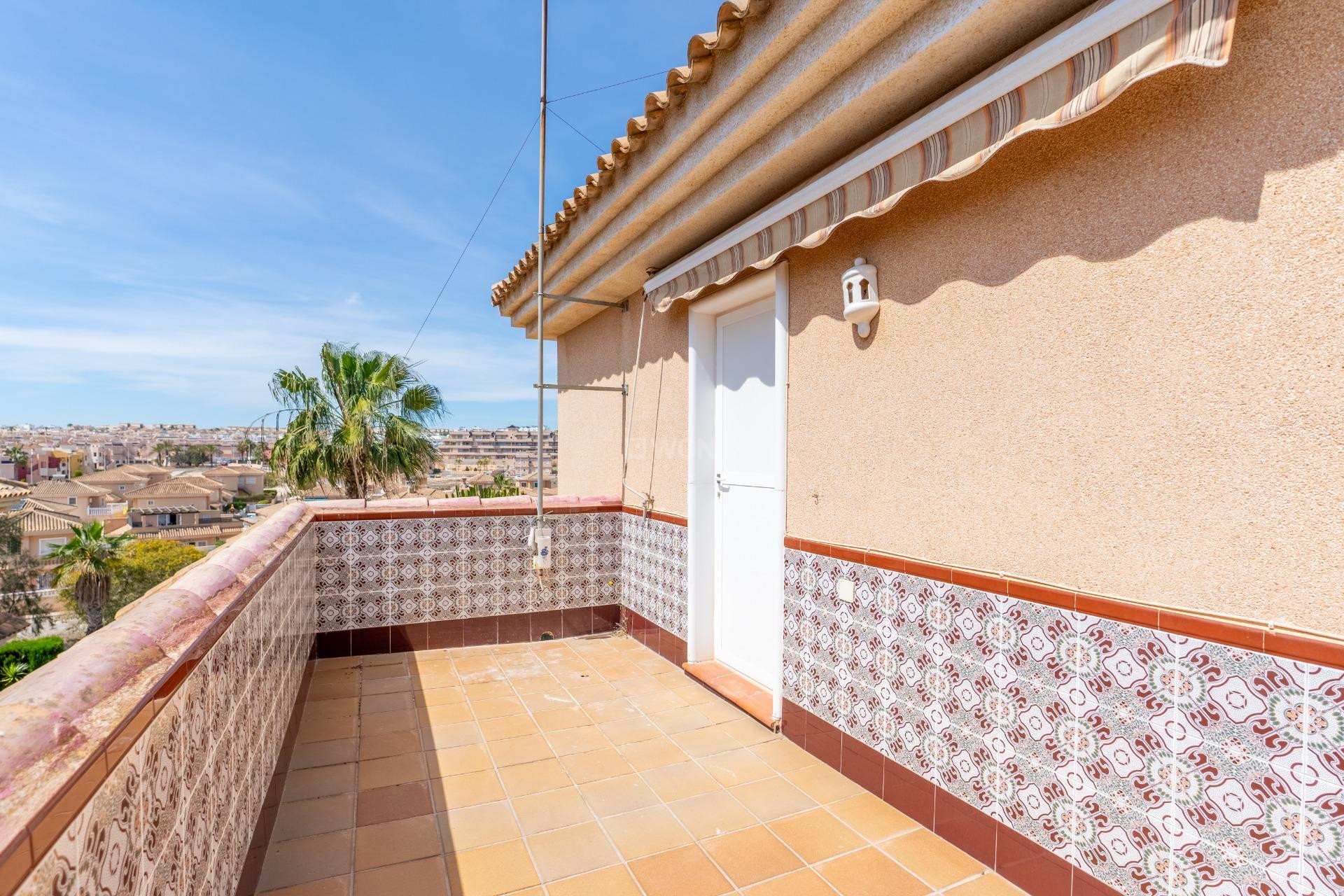 Odsprzedaż - Villa - Torrevieja - Punta Prima