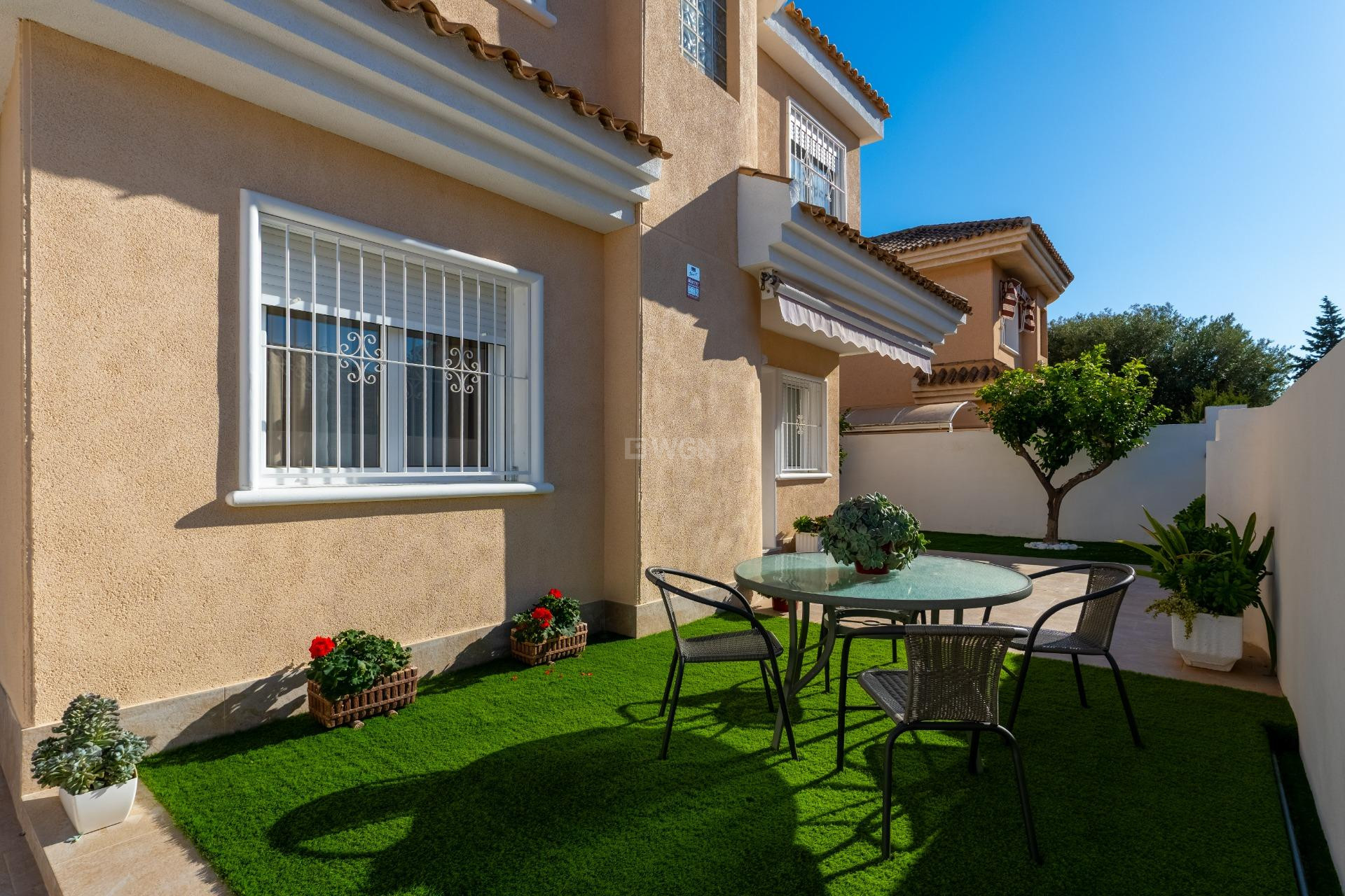 Odsprzedaż - Villa - Torrevieja - Punta Prima