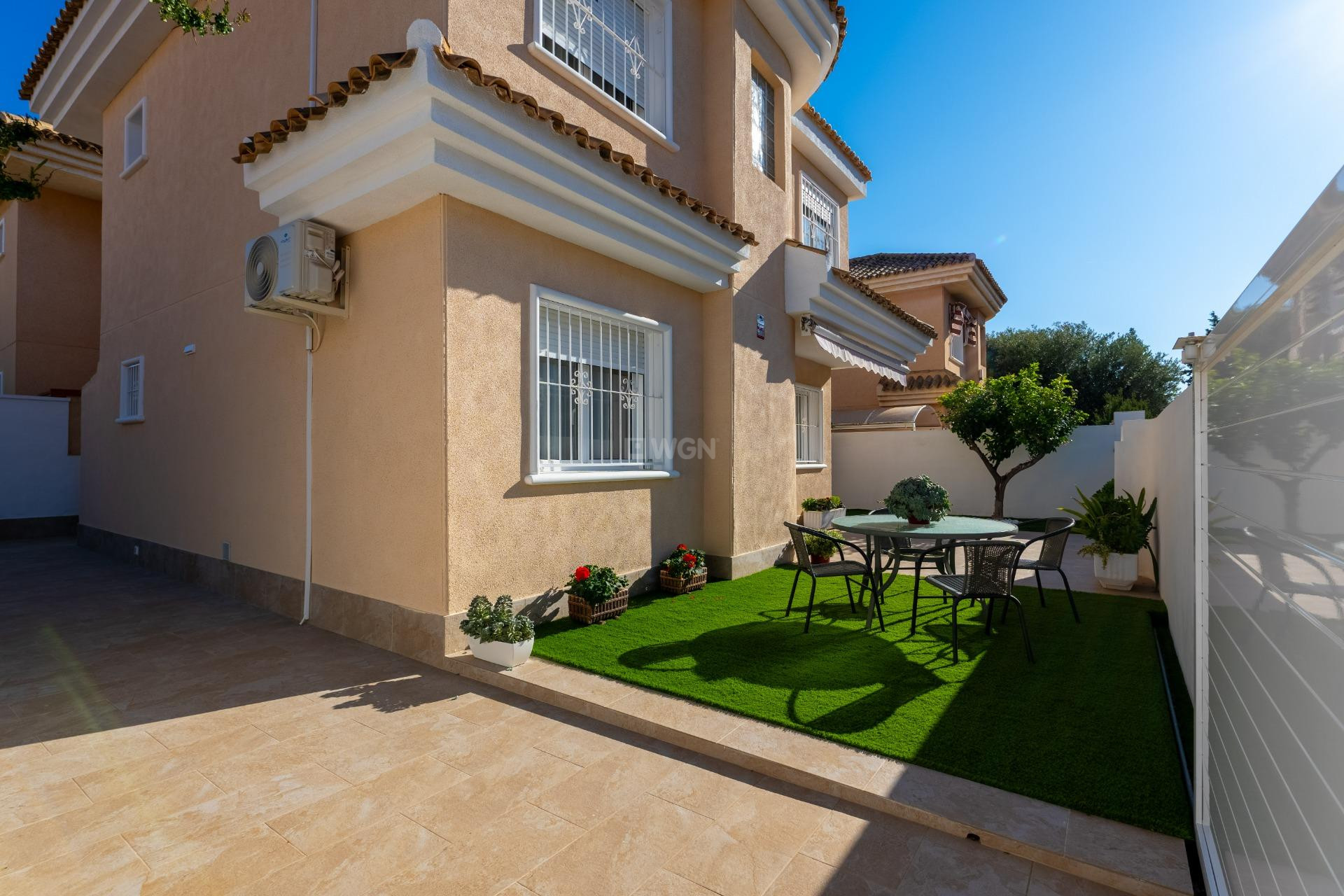 Odsprzedaż - Villa - Torrevieja - Punta Prima