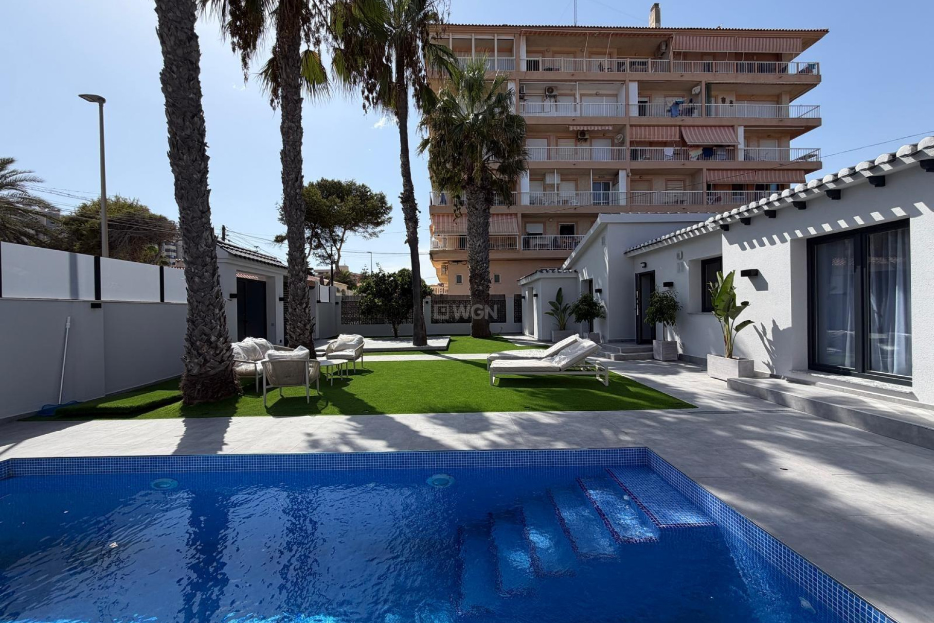 Odsprzedaż - Villa - Torrevieja - Punta Prima