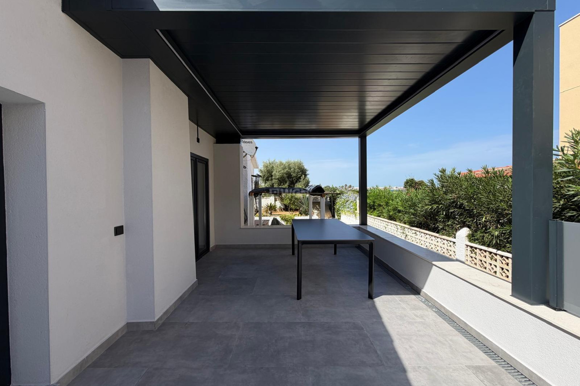 Odsprzedaż - Villa - Torrevieja - Punta Prima