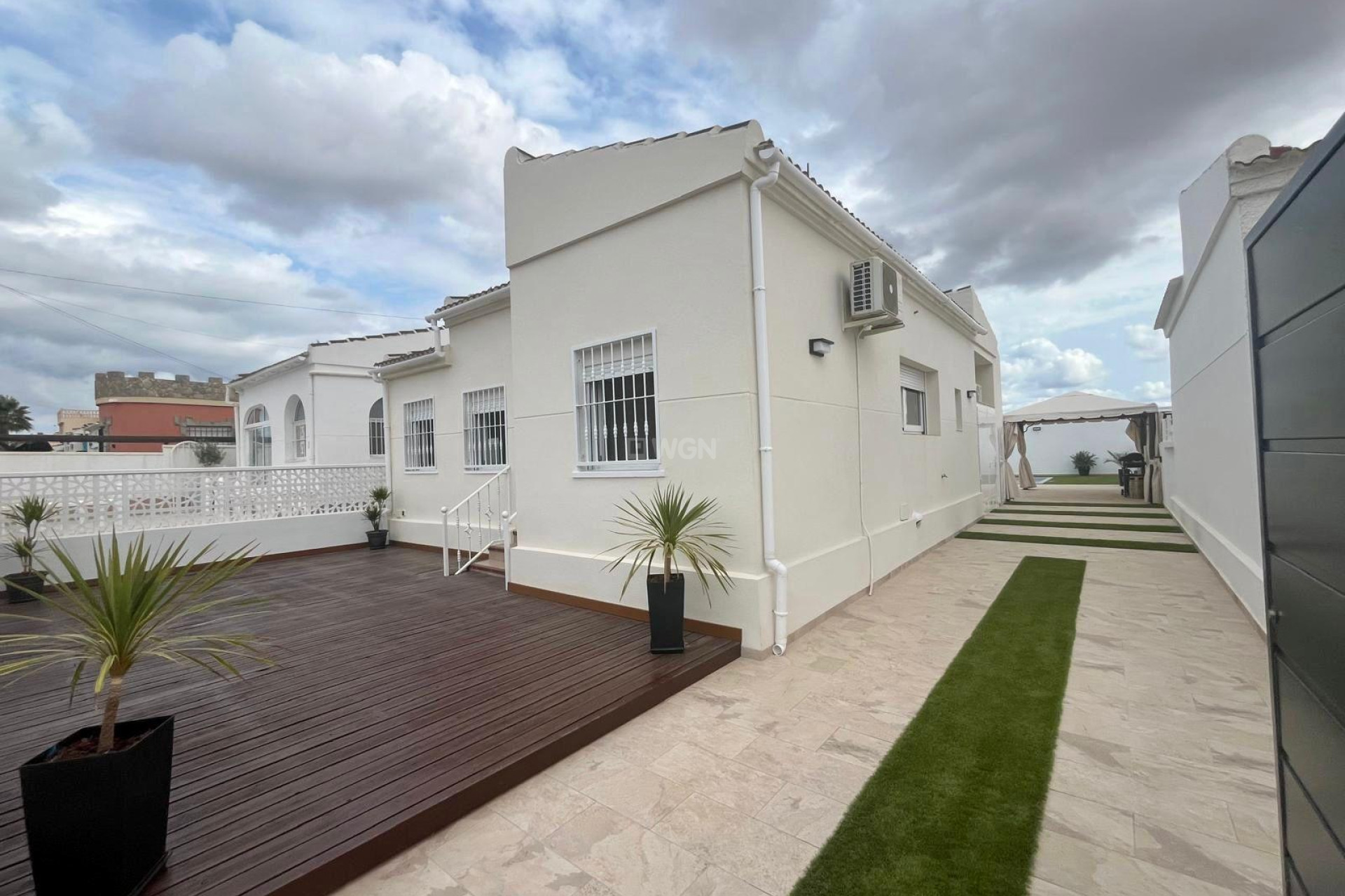 Odsprzedaż - Villa - Torrevieja - San Luis