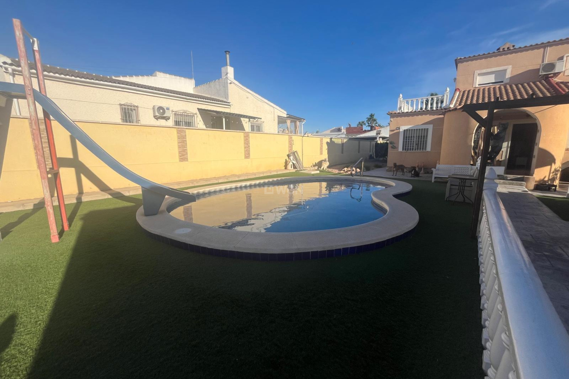 Odsprzedaż - Villa - Torrevieja - San Luis