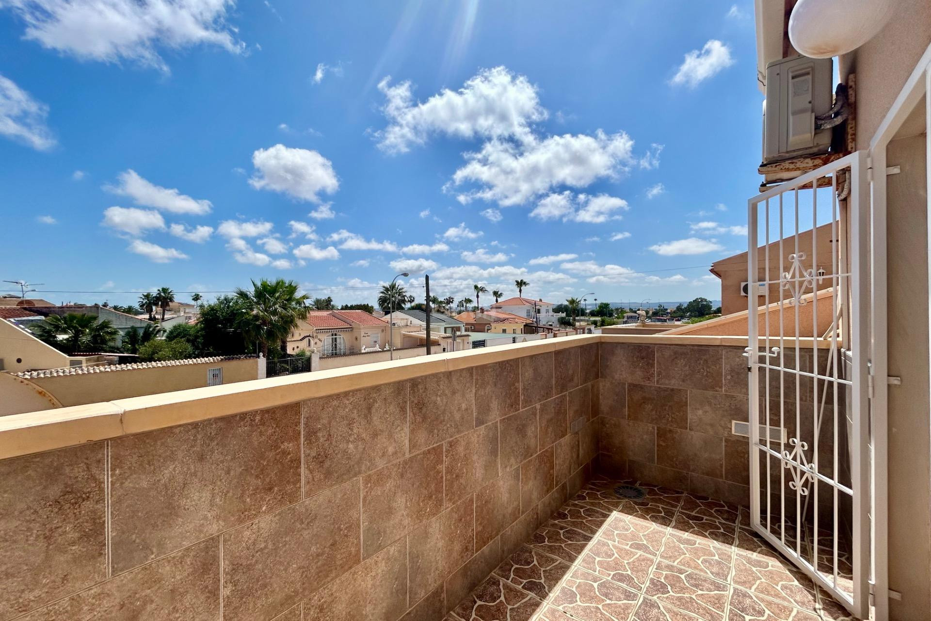 Odsprzedaż - Villa - Torrevieja - San Luis