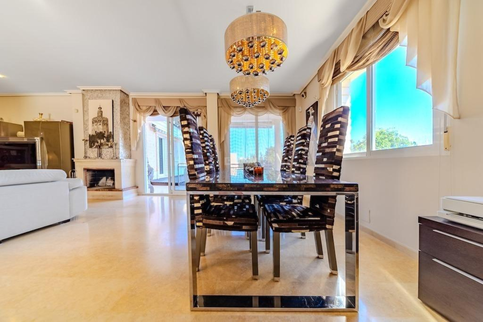 Odsprzedaż - Villa - Torrevieja - Torre La Mata