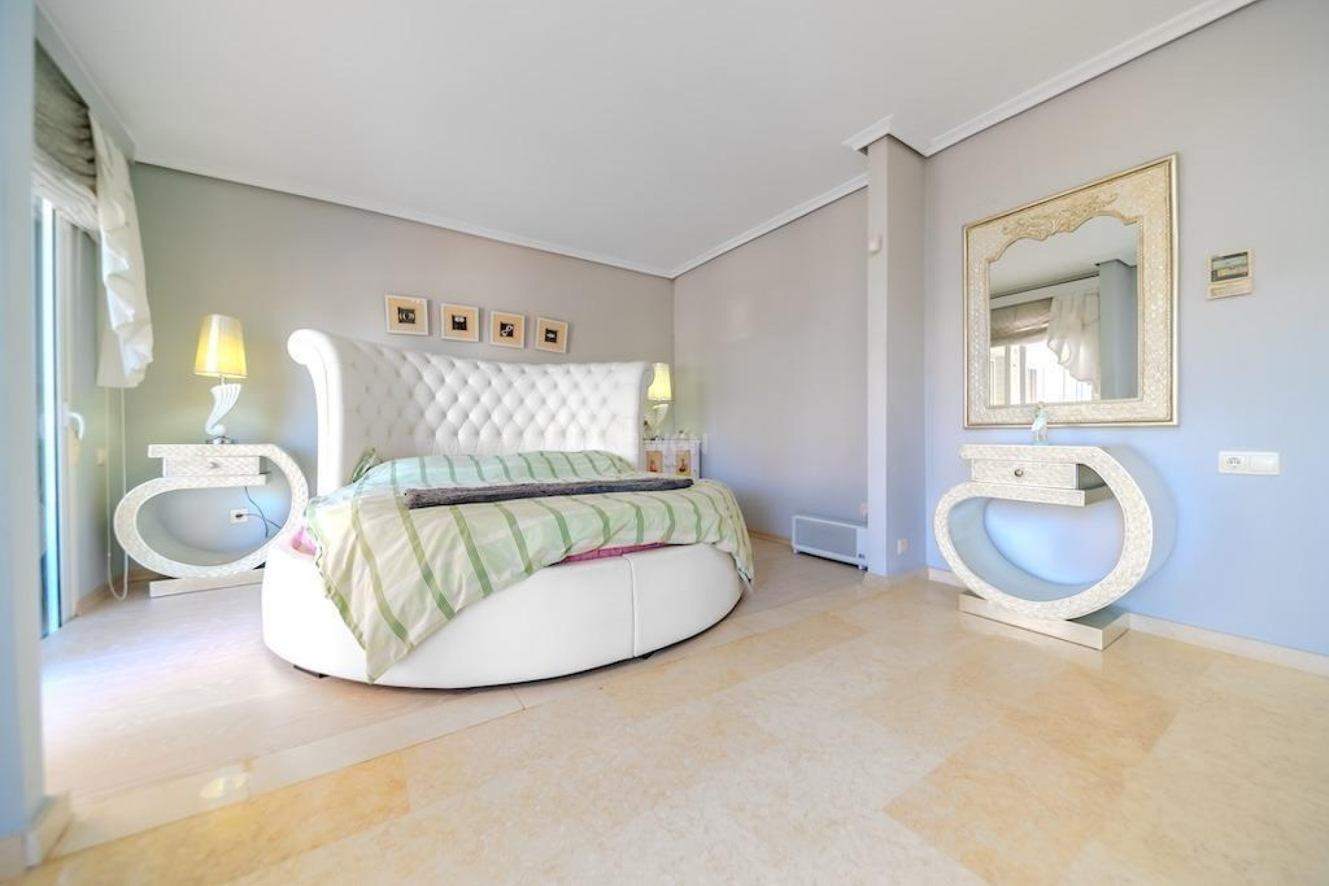 Odsprzedaż - Villa - Torrevieja - Torre La Mata