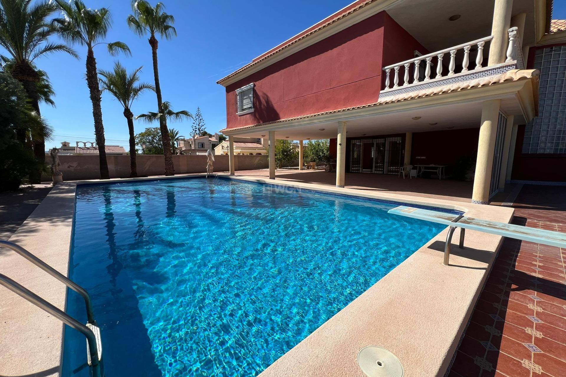 Odsprzedaż - Villa - Torrevieja - Torreta Florida