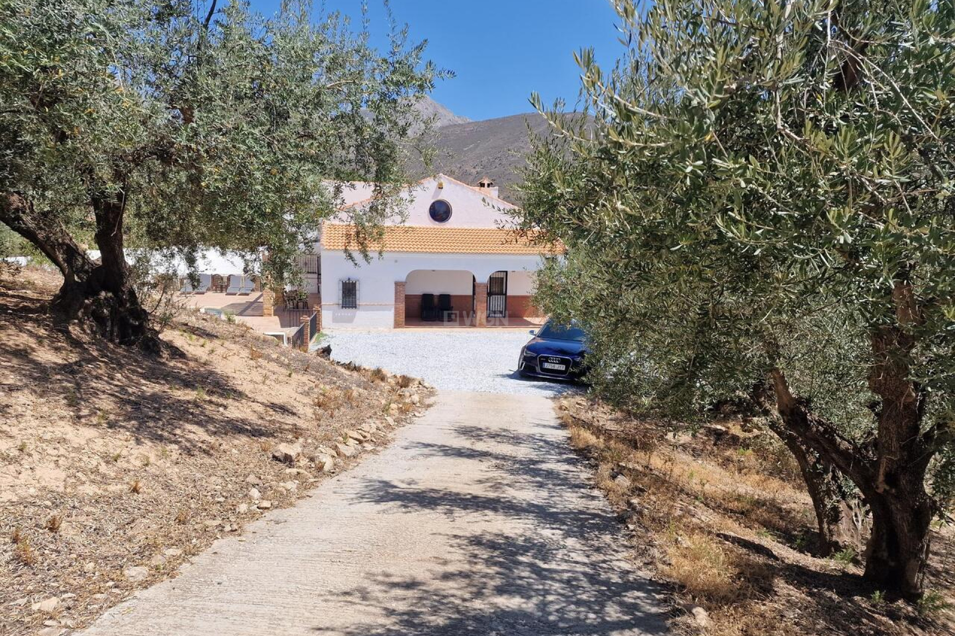 Odsprzedaż - Villa - Venta Alta - Costa del Sol